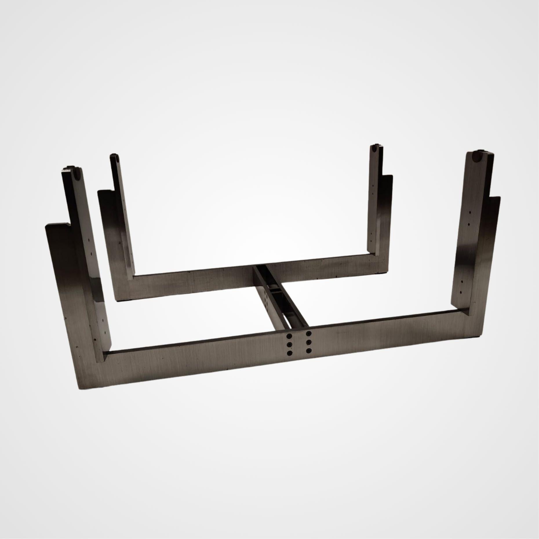 Tavolino basso “Florian” di Carlo Scarpa in cristallo e acciaio, 1973 — Italia en vente 3