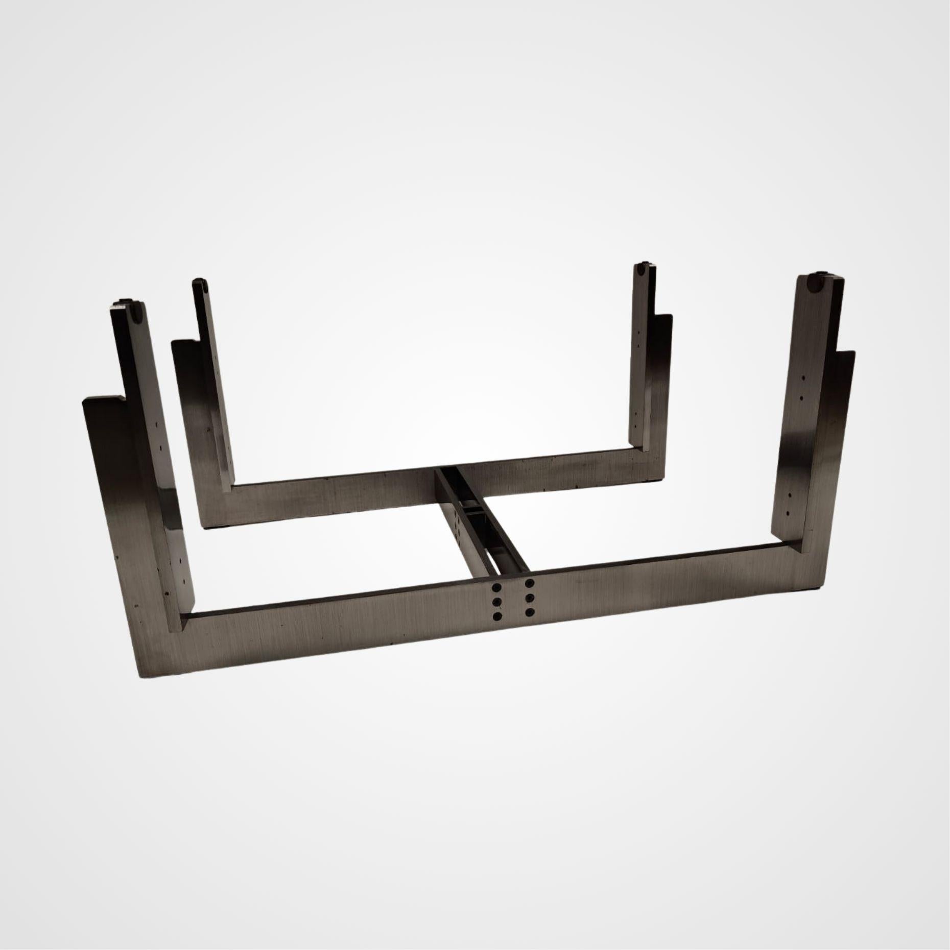 Tavolino basso “Florian” di Carlo Scarpa in cristallo e acciaio, 1973 — Italia en vente 5