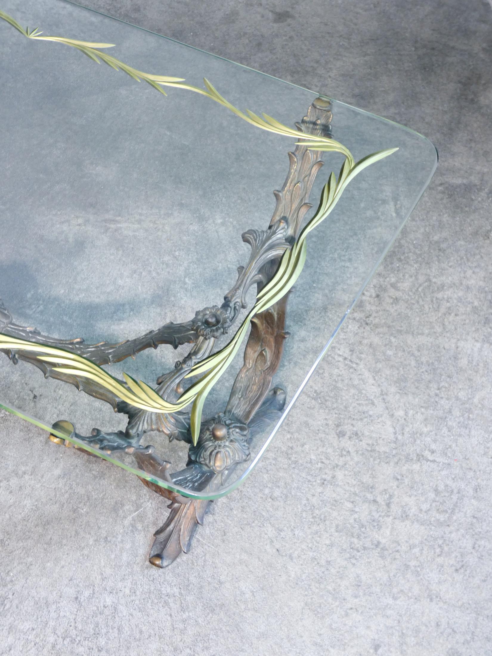 Table basse ref. Pier Luigi COLLI, base en bronze, plateau en verre. 1950s en vente 2