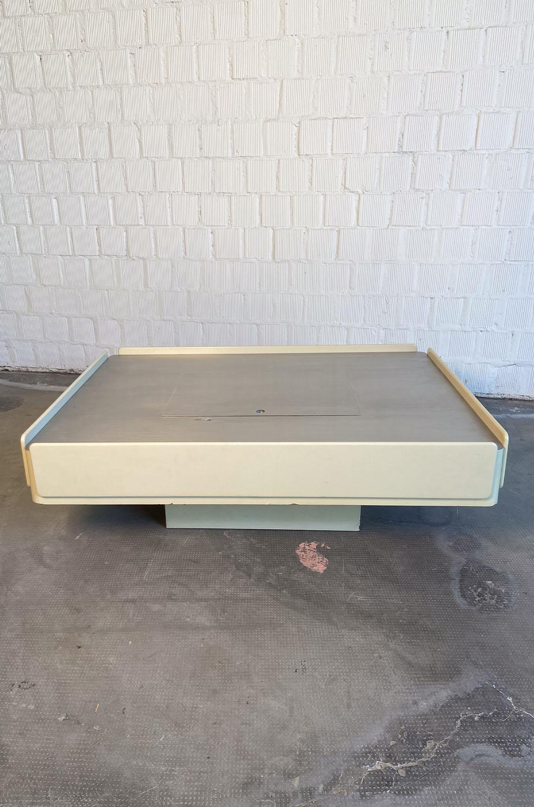 Neoclassical Revival Caori Low Table by Vico Magistretti for Gavina For Sale