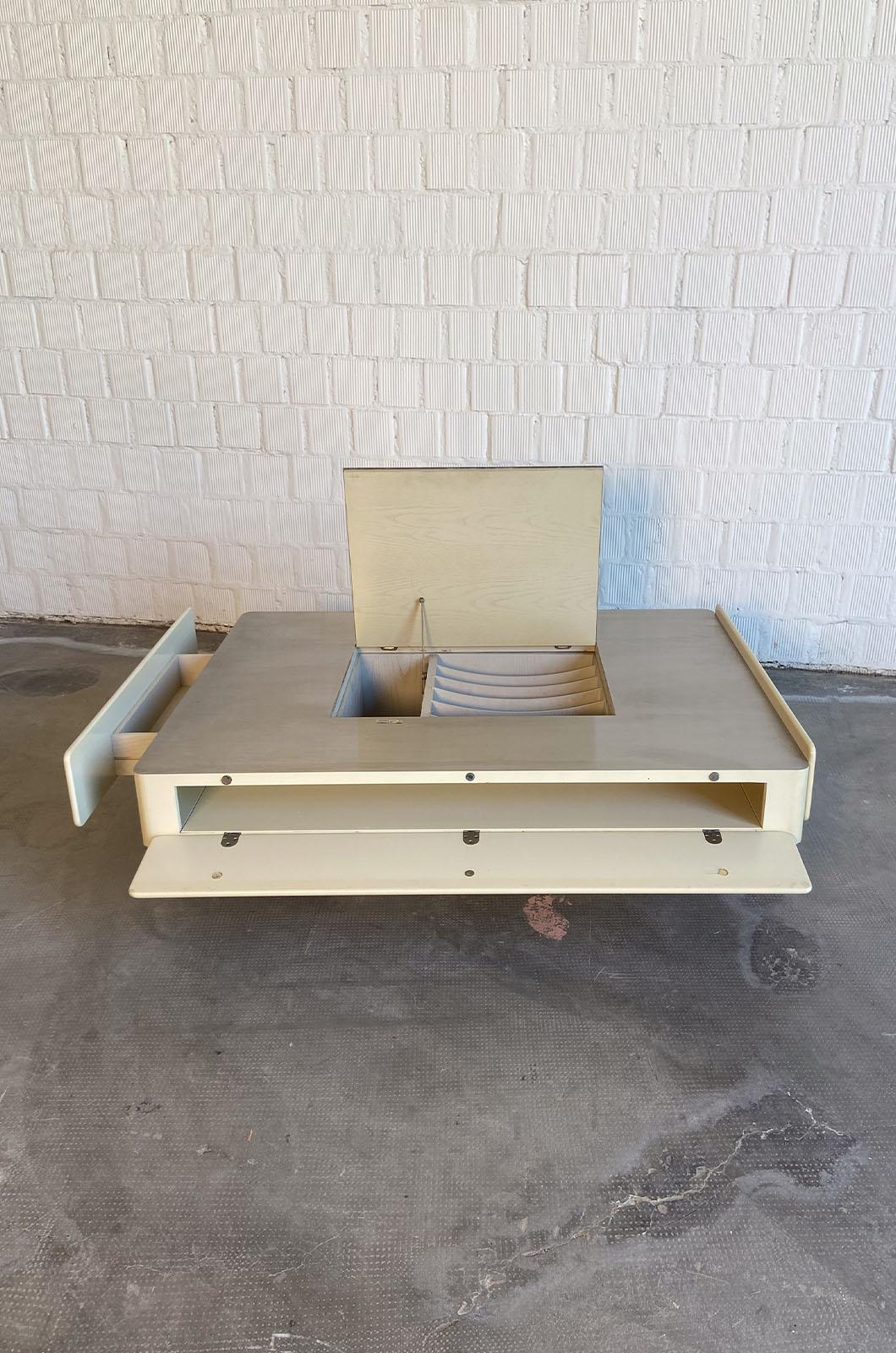 Frosted Caori Low Table by Vico Magistretti for Gavina For Sale