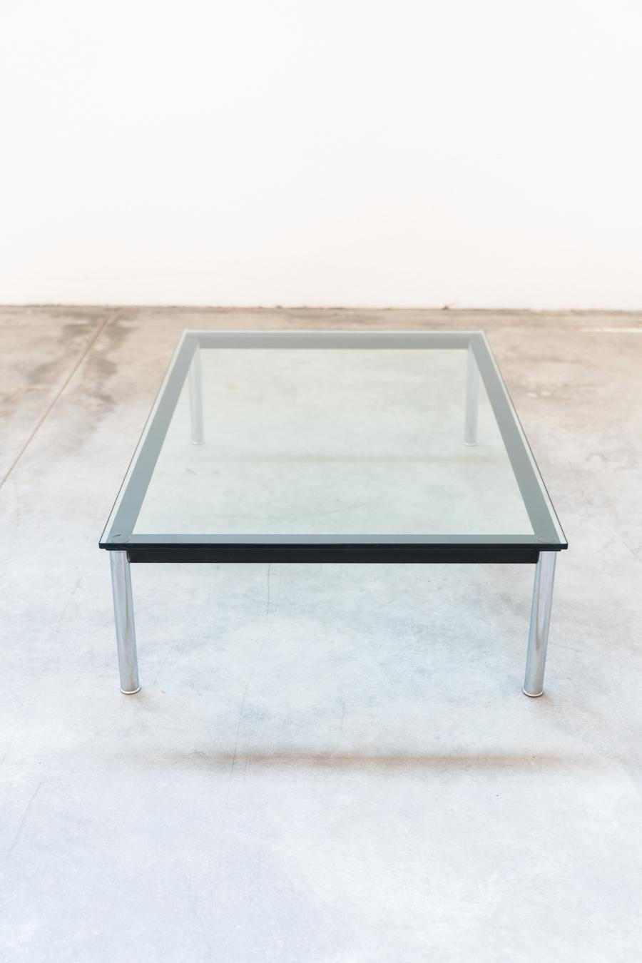 Cassina LCD 10 coffee table, by Le Corbusier, 1970/1980	 For Sale 5