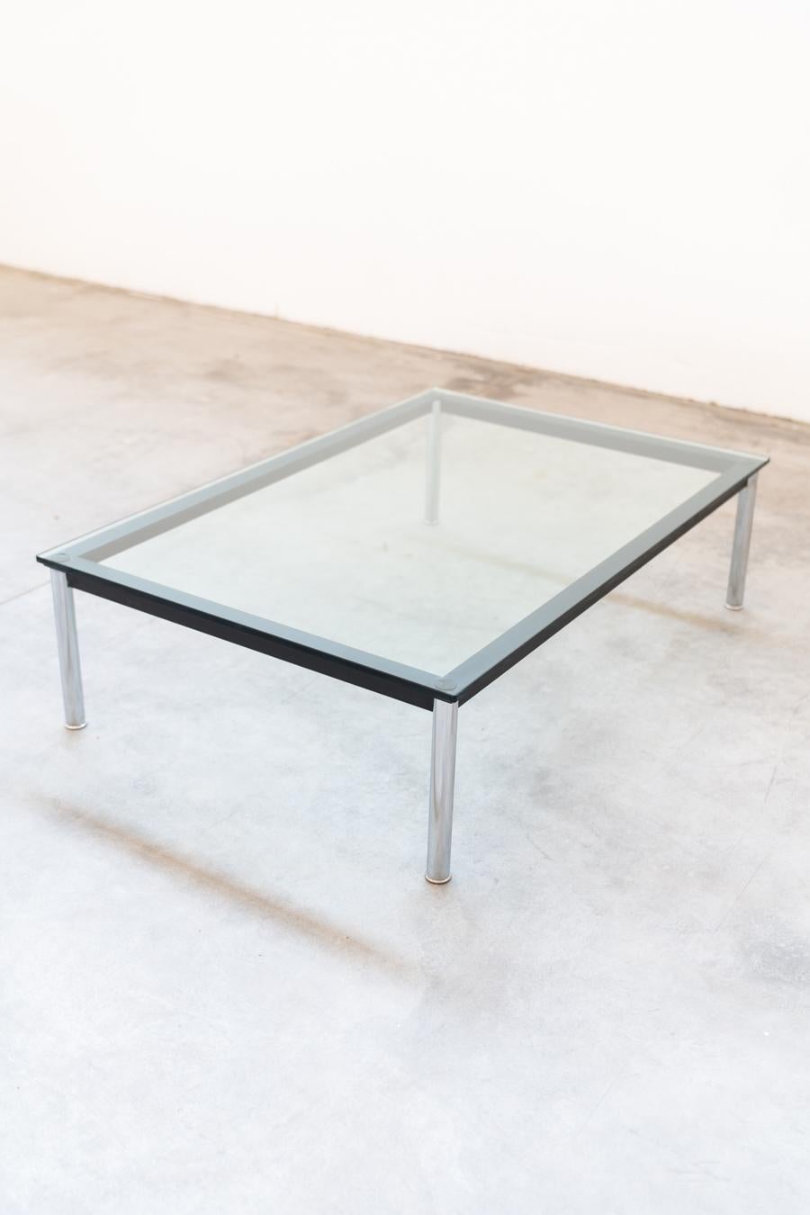 Cassina LCD 10 coffee table, by Le Corbusier, 1970/1980	 For Sale 7