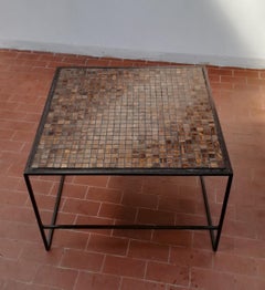 Tavolino con piano in mosaico Bisazza