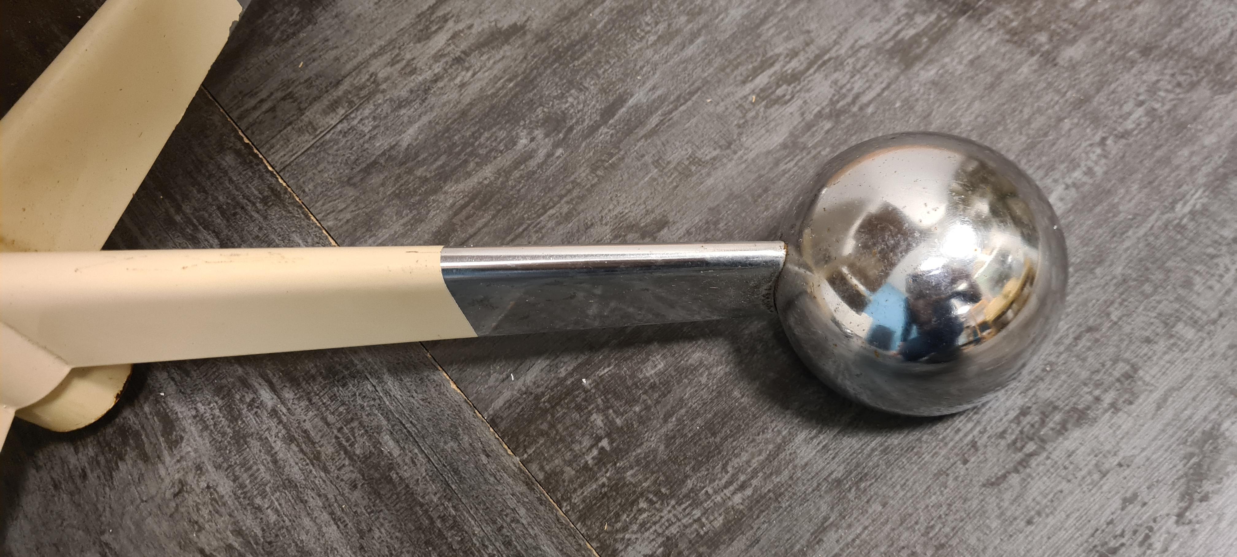 Fin du 20e siècle Table basse à roulettes Allegri Parma White en vente
