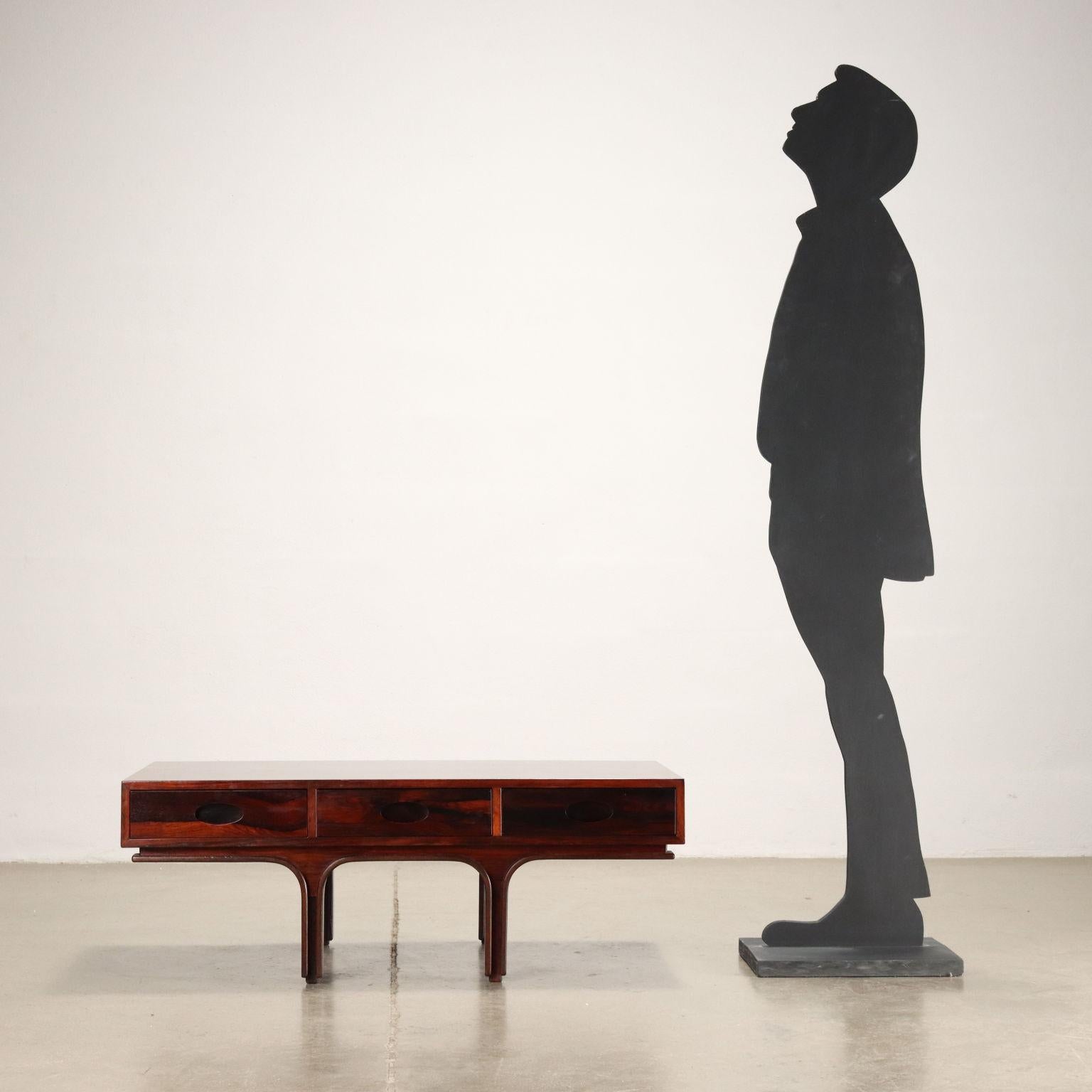 Tavolino con Tre Cassetti Gianfranco Frattini per Bernini, anni 60 in legno 1