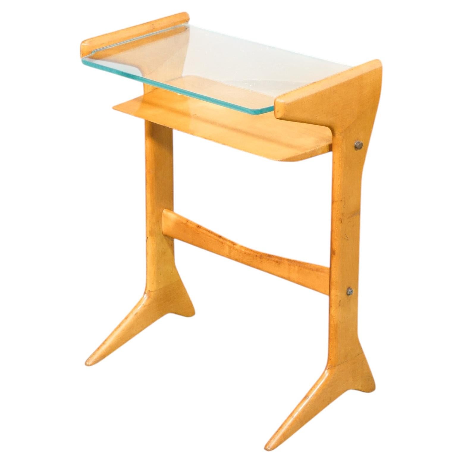 Side table, model 360, designed by Ico PARISI for DE BAGGIS, made of wood and glass