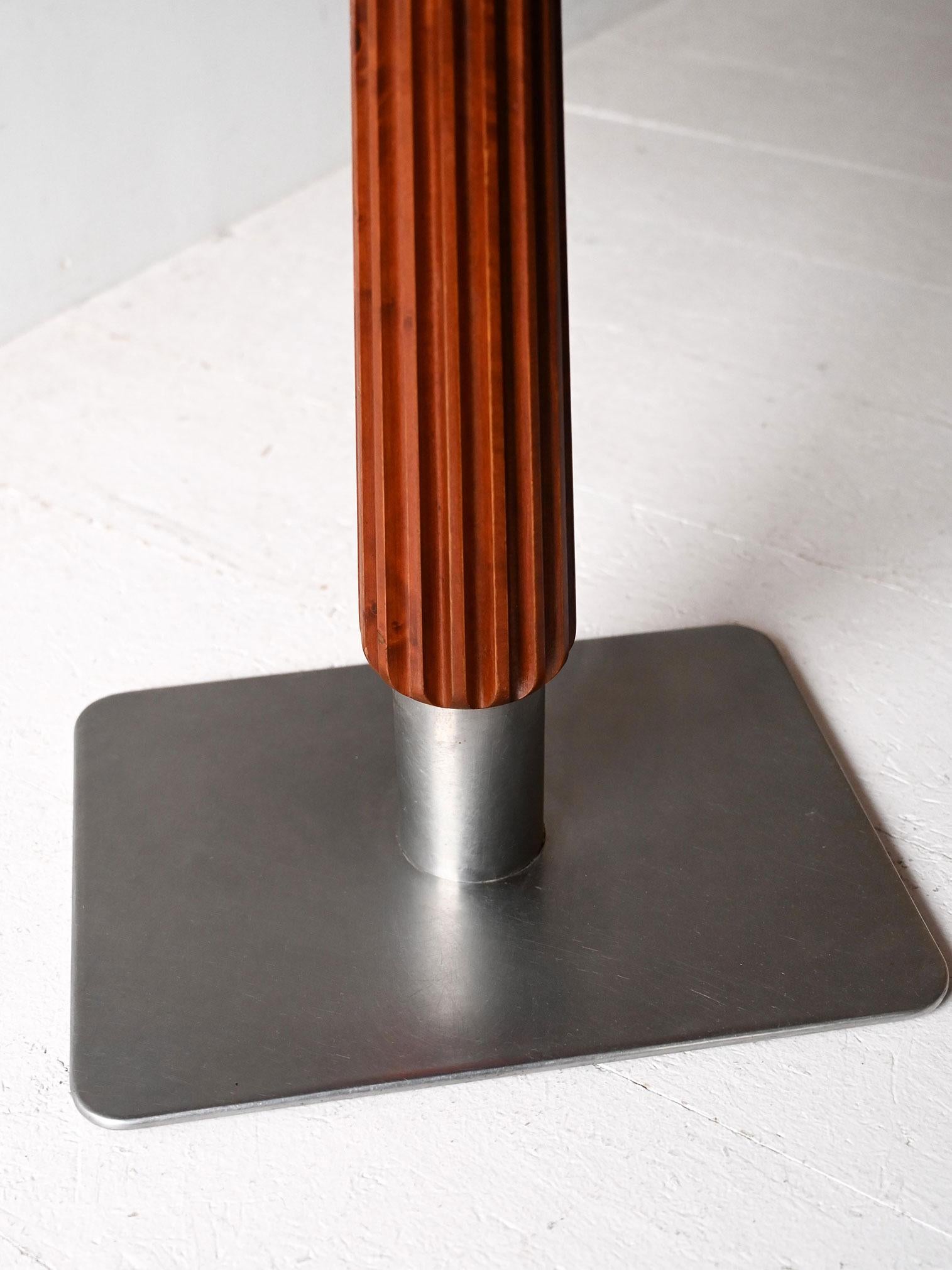 Acier Table de bar en acajou avec base en acier en vente