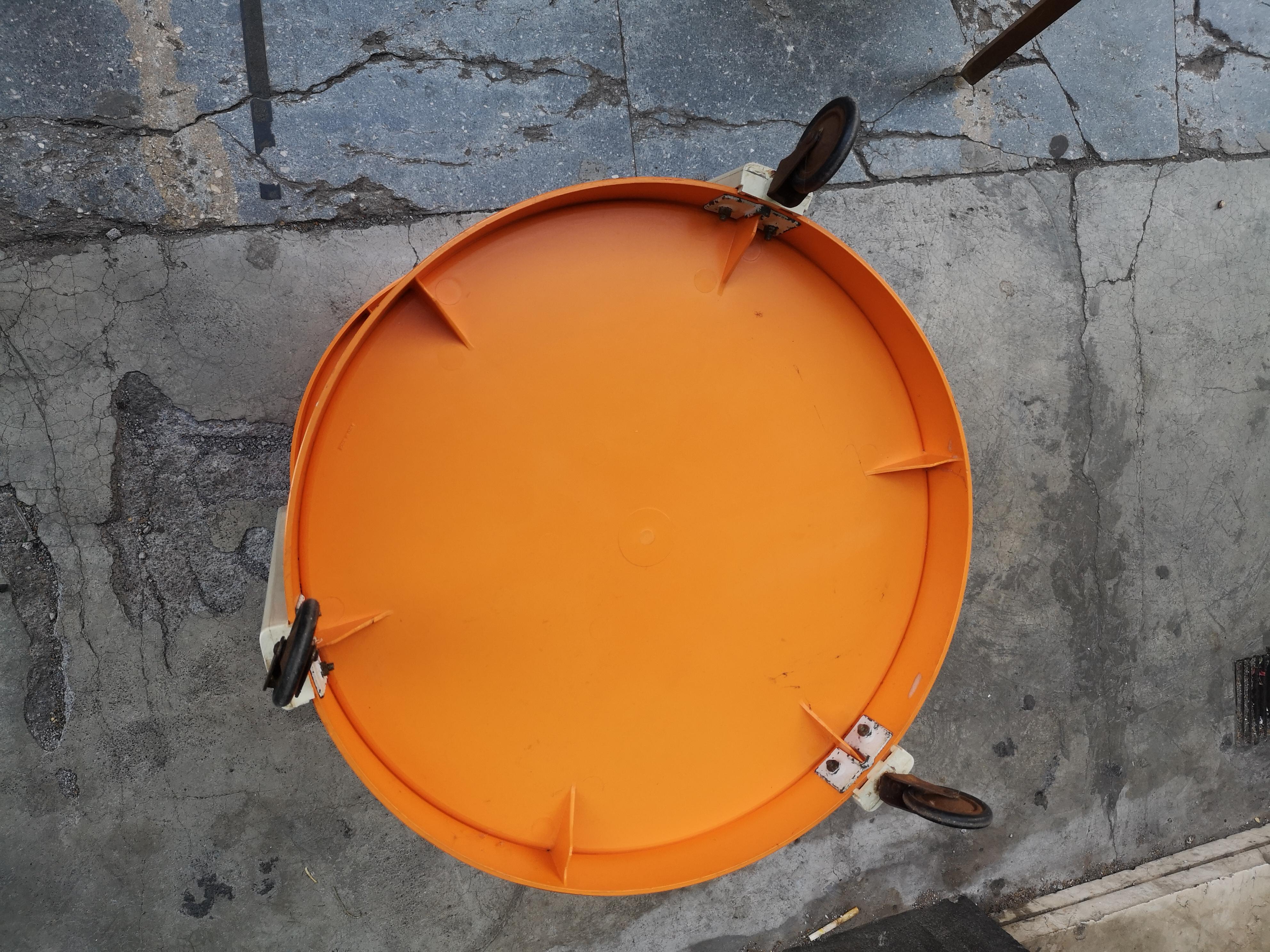 Mobil Age Kastilia 70s Bar Table For Sale 3