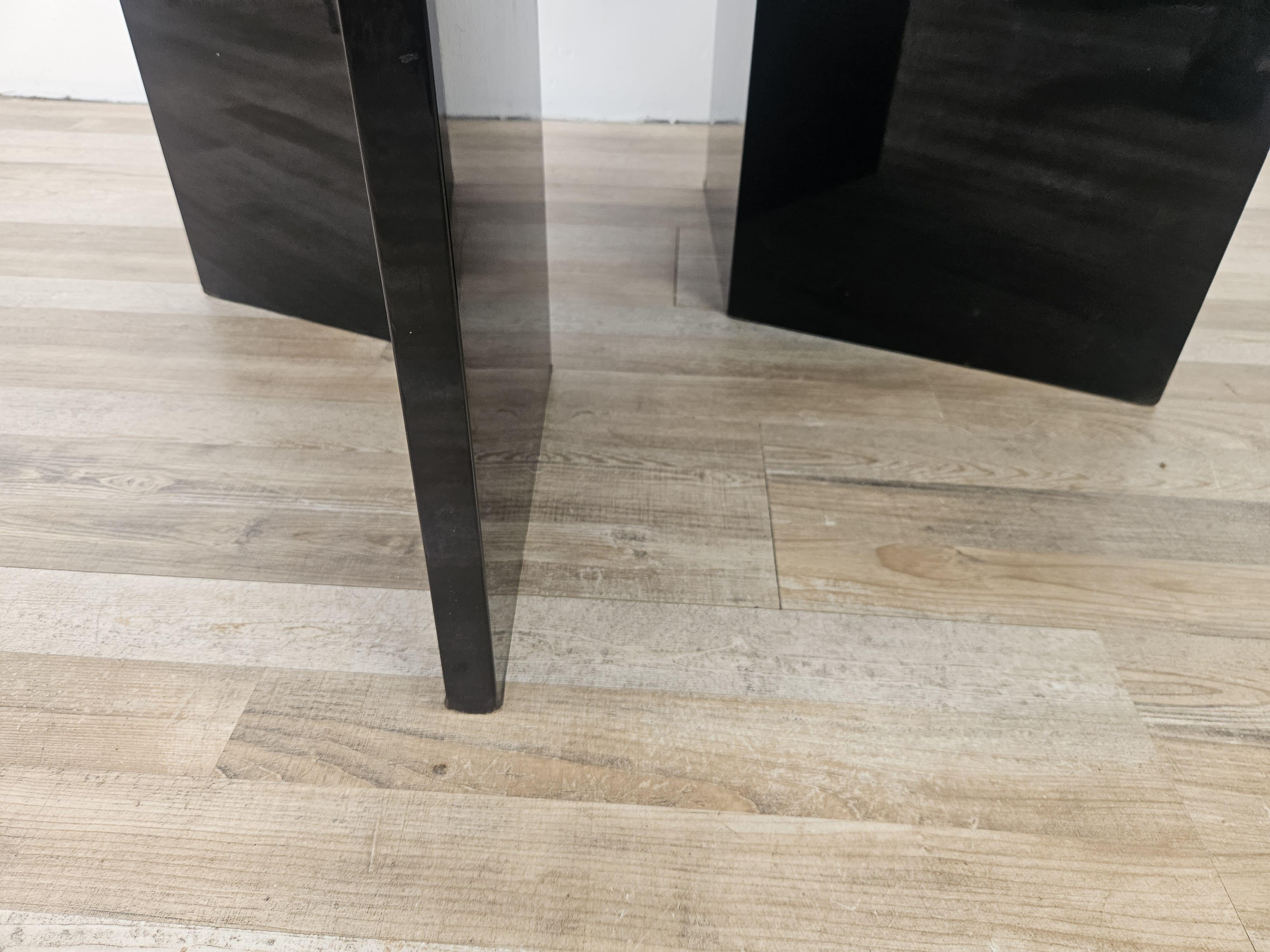 Tavolino da caffè anni '70 quadrato con raffigurazioni geometriche in vendita 5