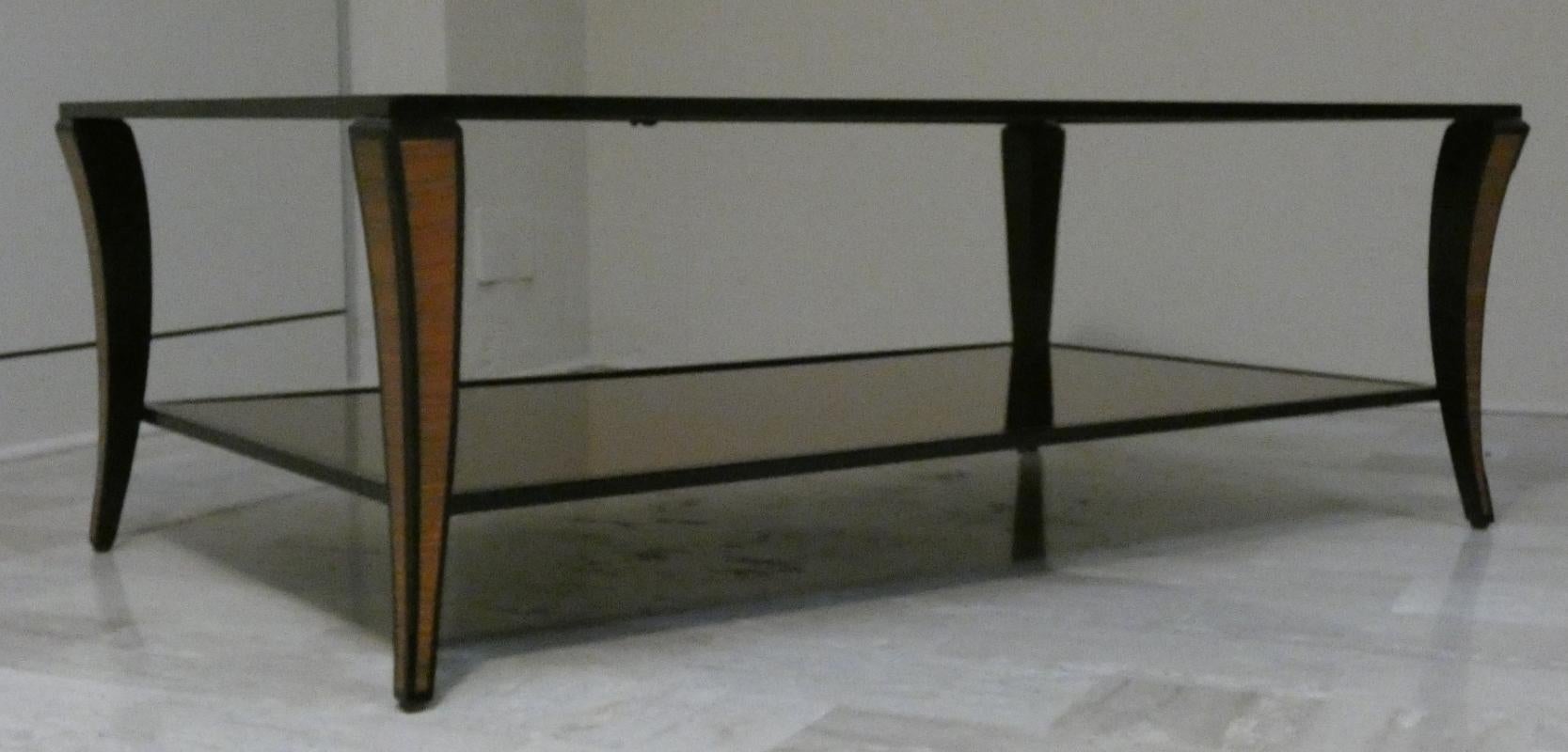 Late 20th Century Tavolino da caffè in acciaio laccato e specchio ambrato in vendita