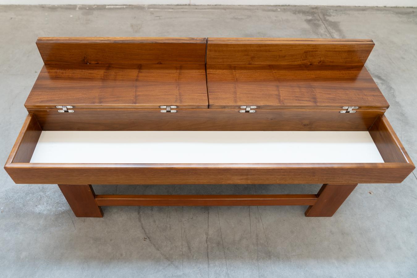 Walnut coffee table with compartment by Michelucci, 1970 For Sale 5