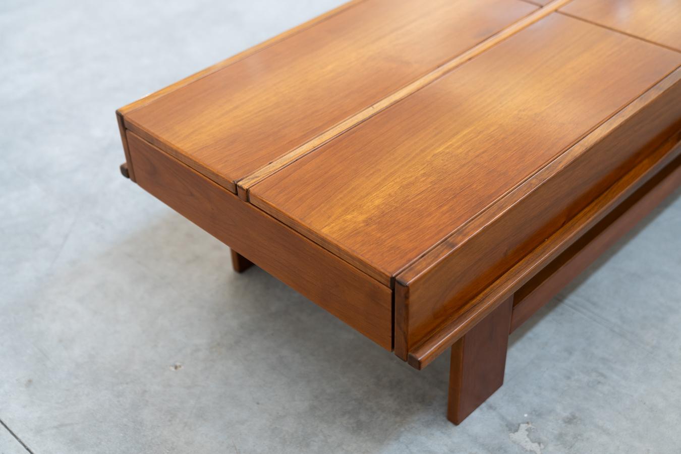 Walnut coffee table with compartment by Michelucci, 1970 For Sale 12
