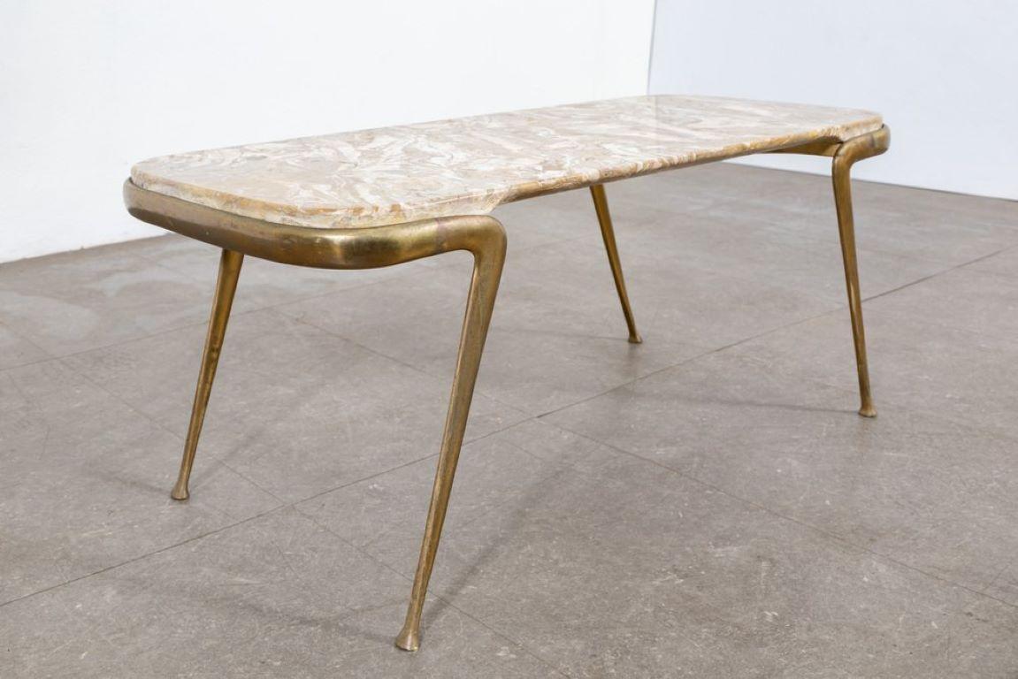 Mid-20th Century Table basse en laiton et marbre par Cesare Lacca, années 1950 en vente