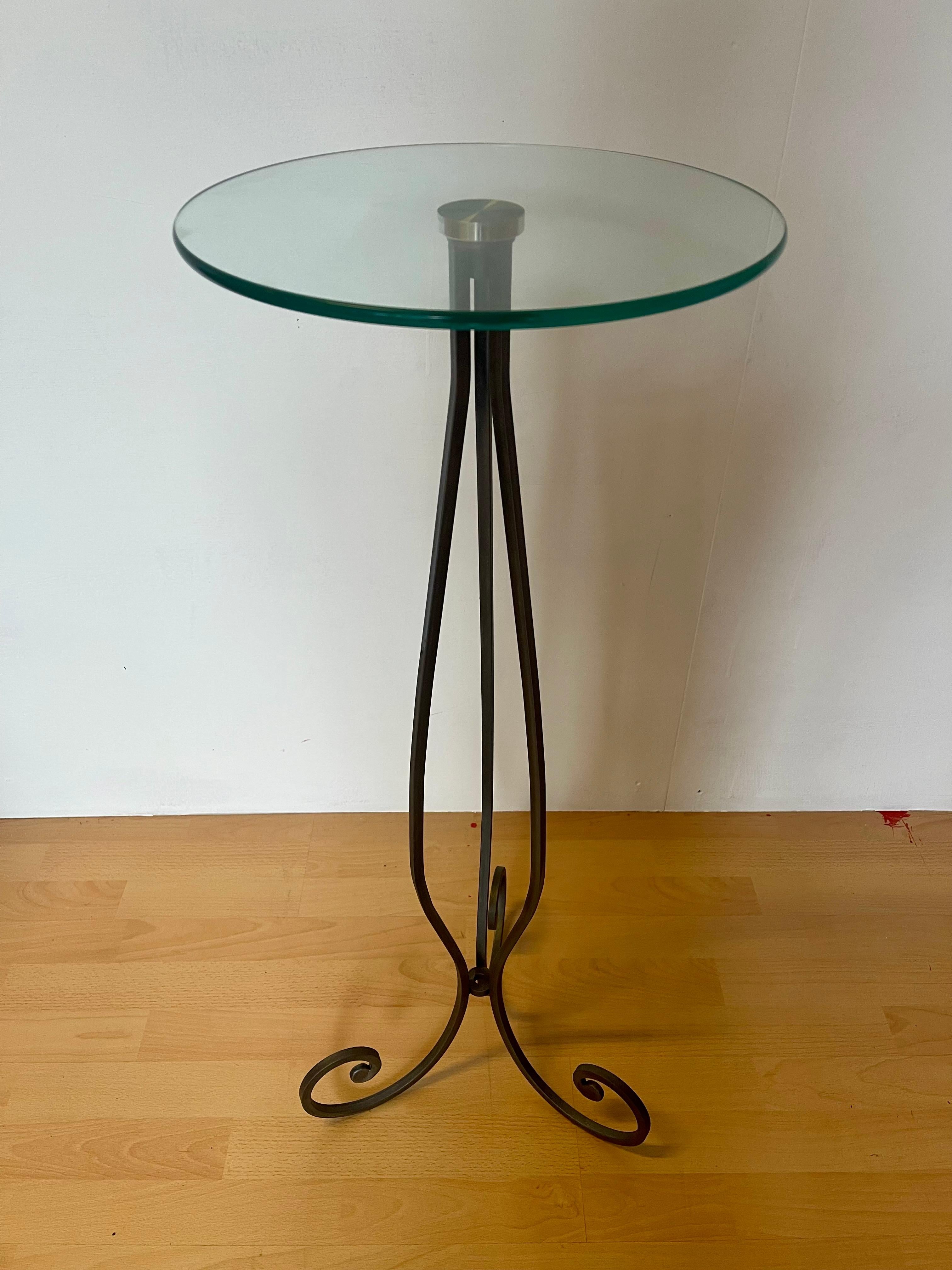 20th Century Tavolino da caffe italiano in ferro battuto e vetro anni '70 For Sale