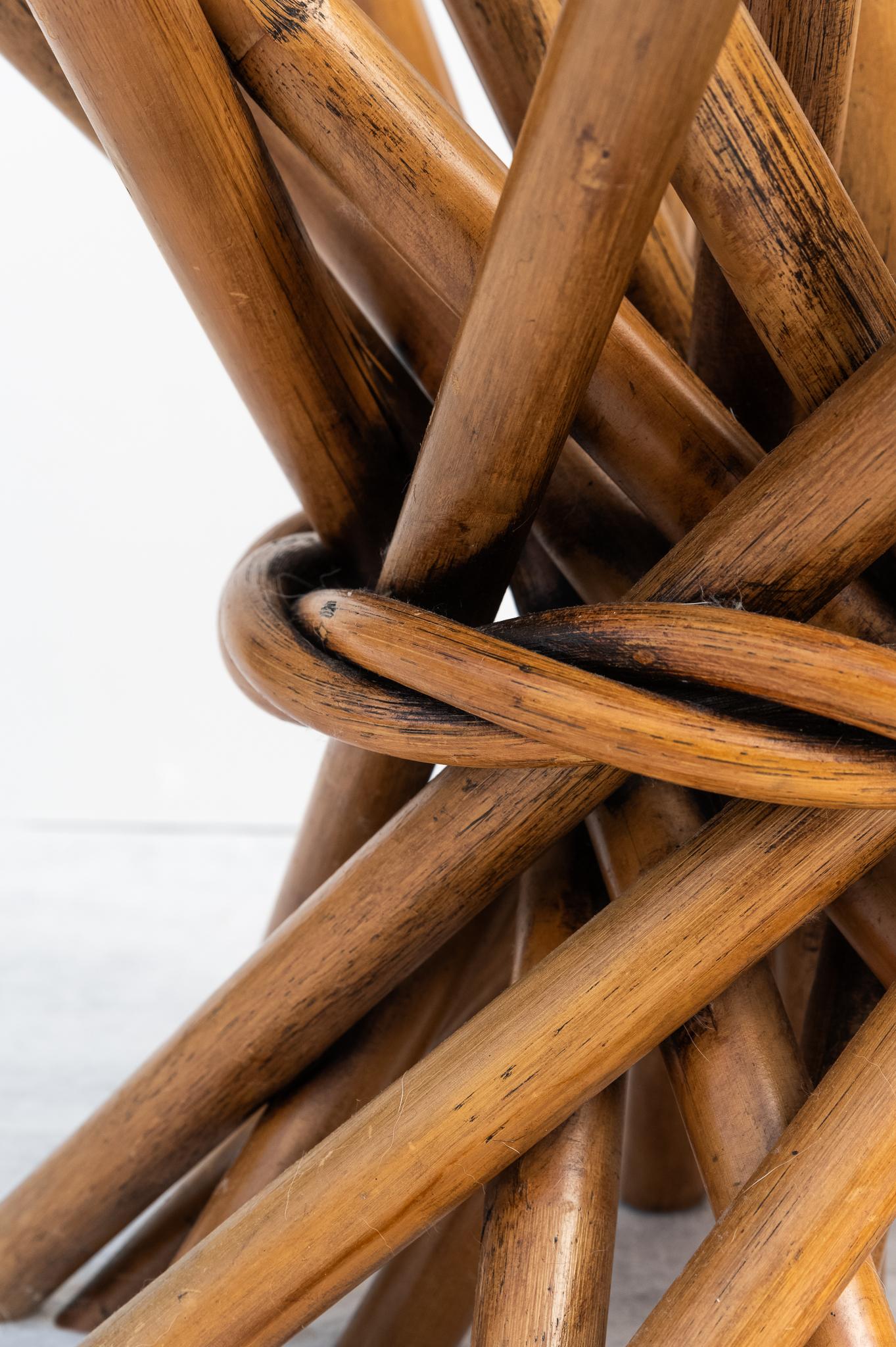 Table basse ronde en bambou avec plateau en verre, 1970 en vente 3