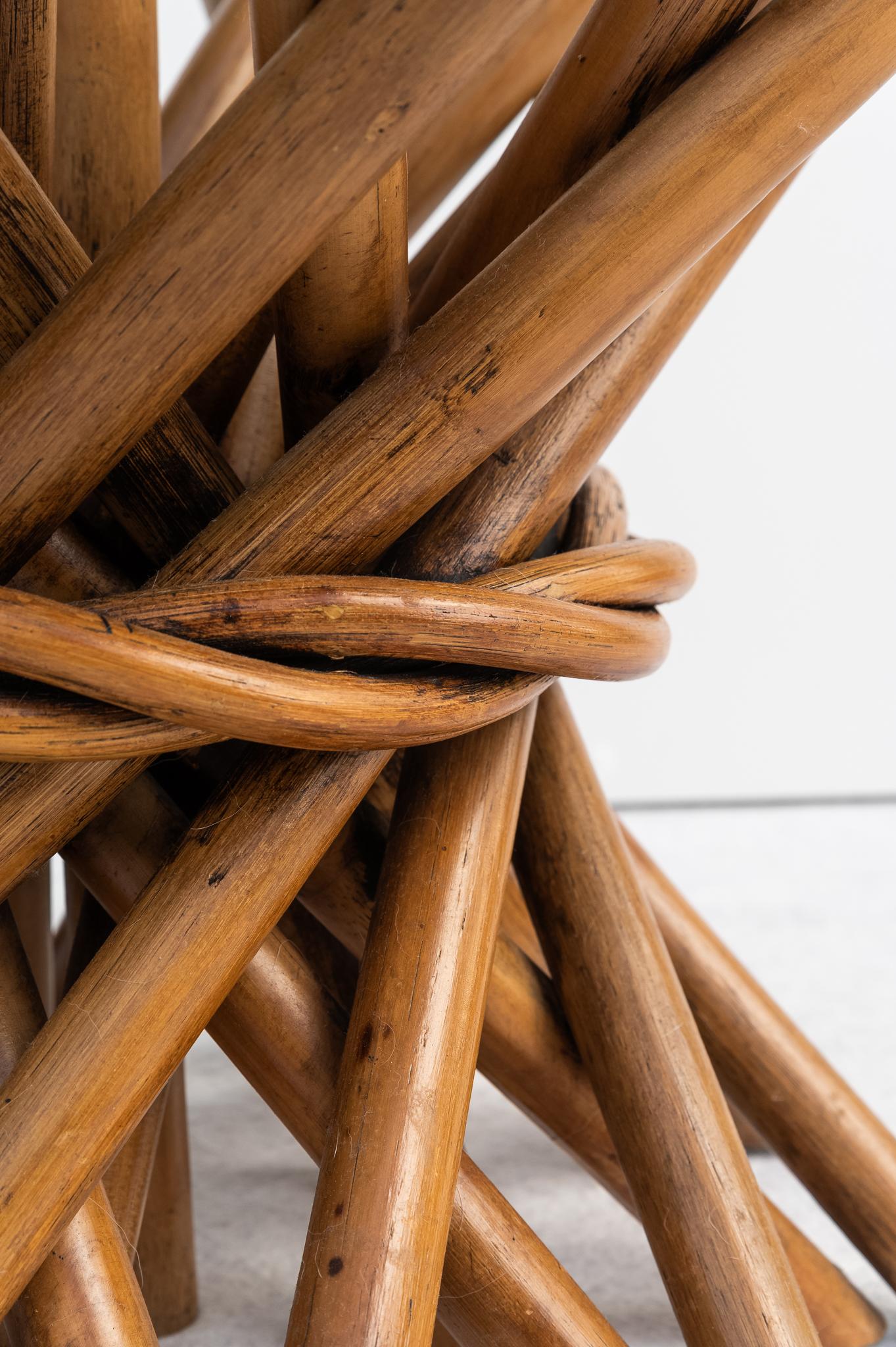 Table basse ronde en bambou avec plateau en verre, 1970 en vente 2