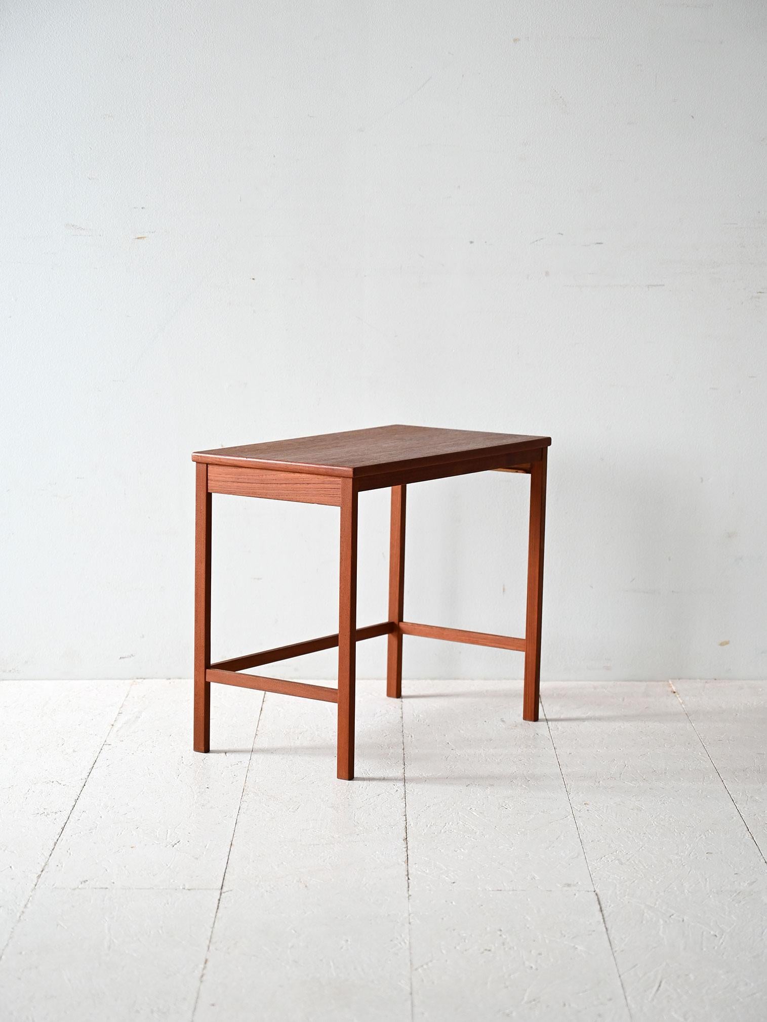 Scandinavian Modern Scandinavian vintage teak coffee table from the 1950s-60s For Sale