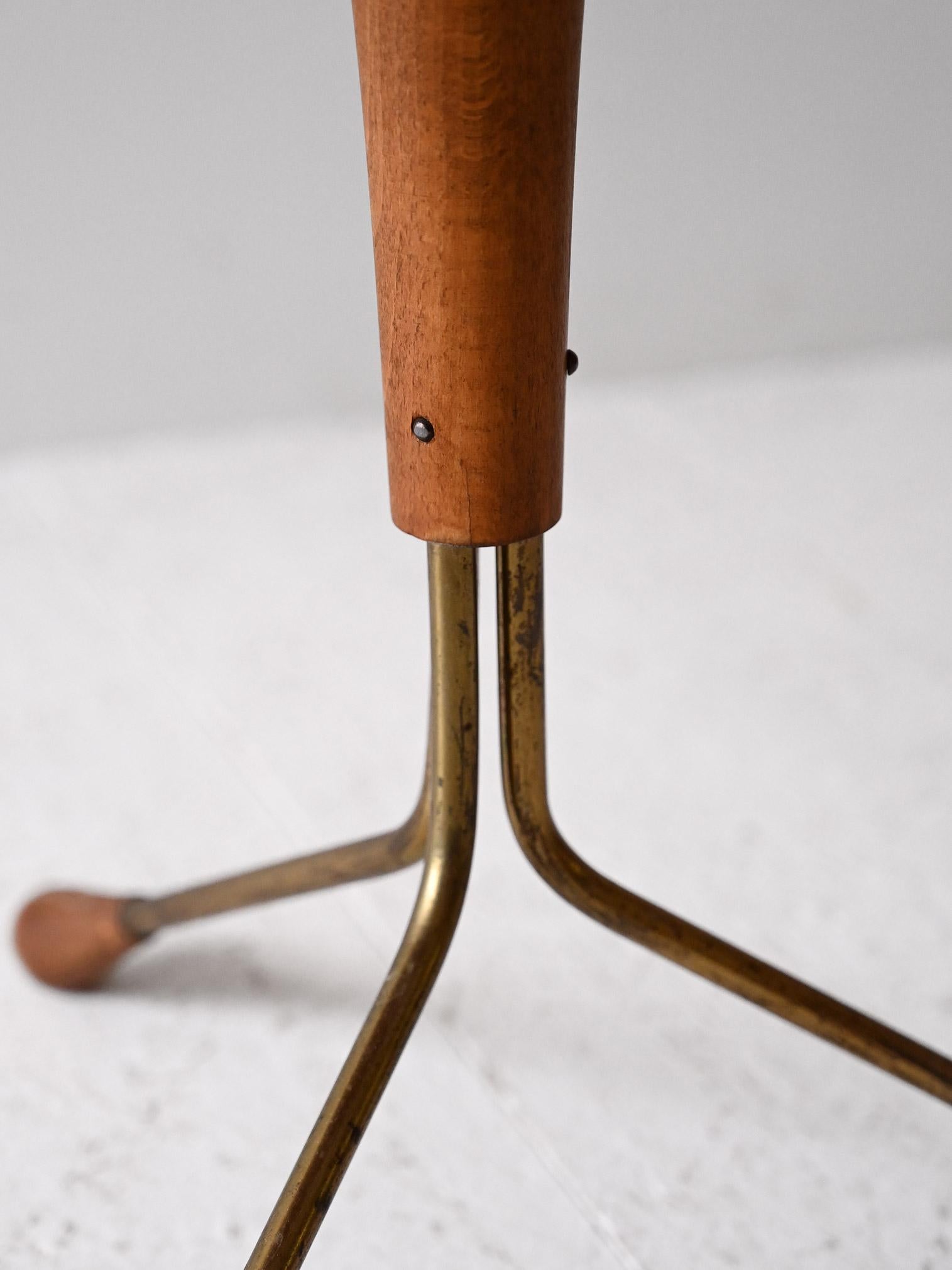 Tavolino da caffè scandinavo vintage in teak in vendita 1
