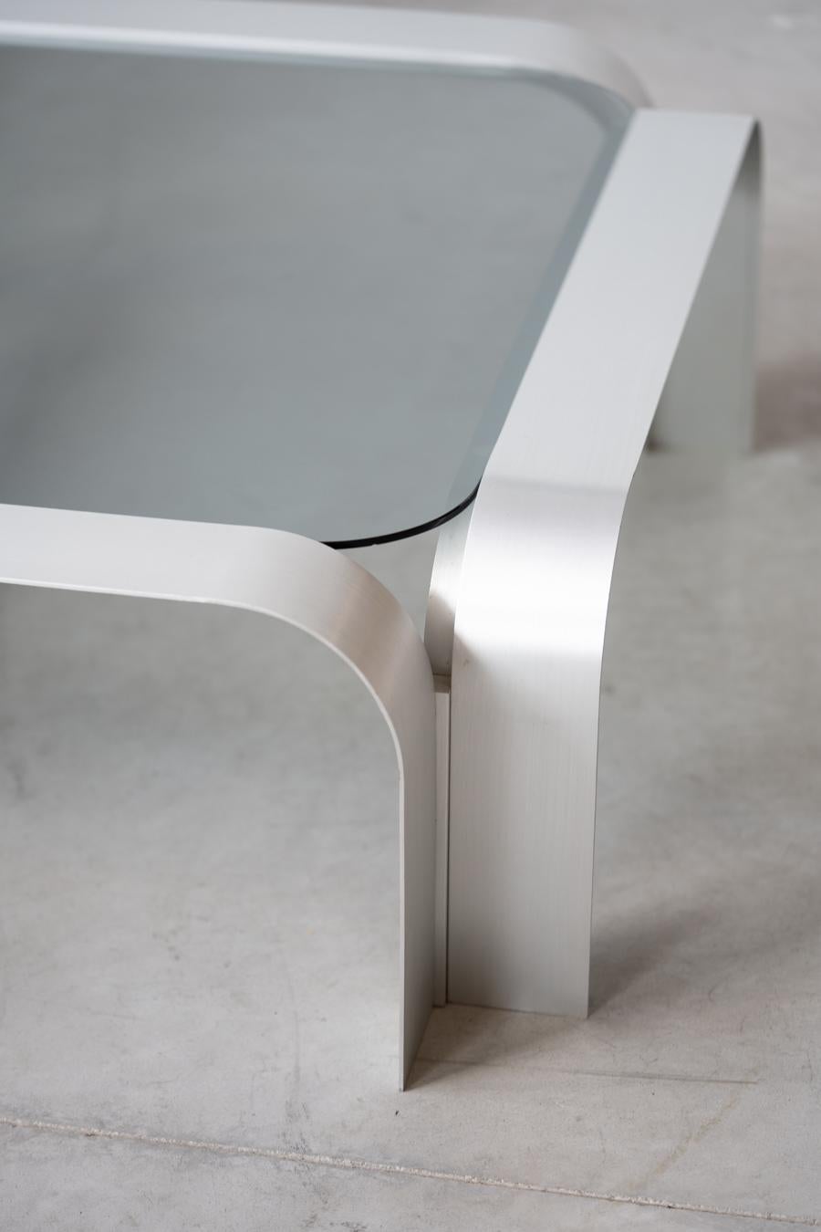 Sculptural coffee table, 1960s/'70s For Sale 3