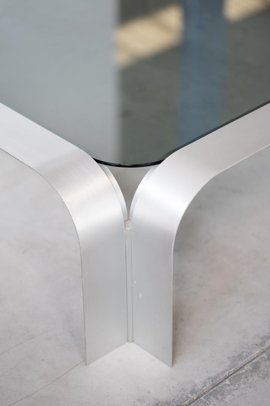 Mid-20th Century Sculptural coffee table, 1960s/'70s For Sale