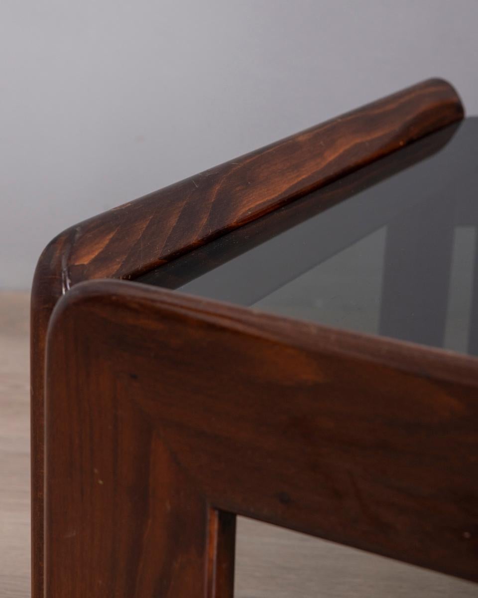 Tavolino da caffè vintage anni '70 in legno e vetro design Afra e Tobia Scarpa Moderno de mediados de siglo en venta