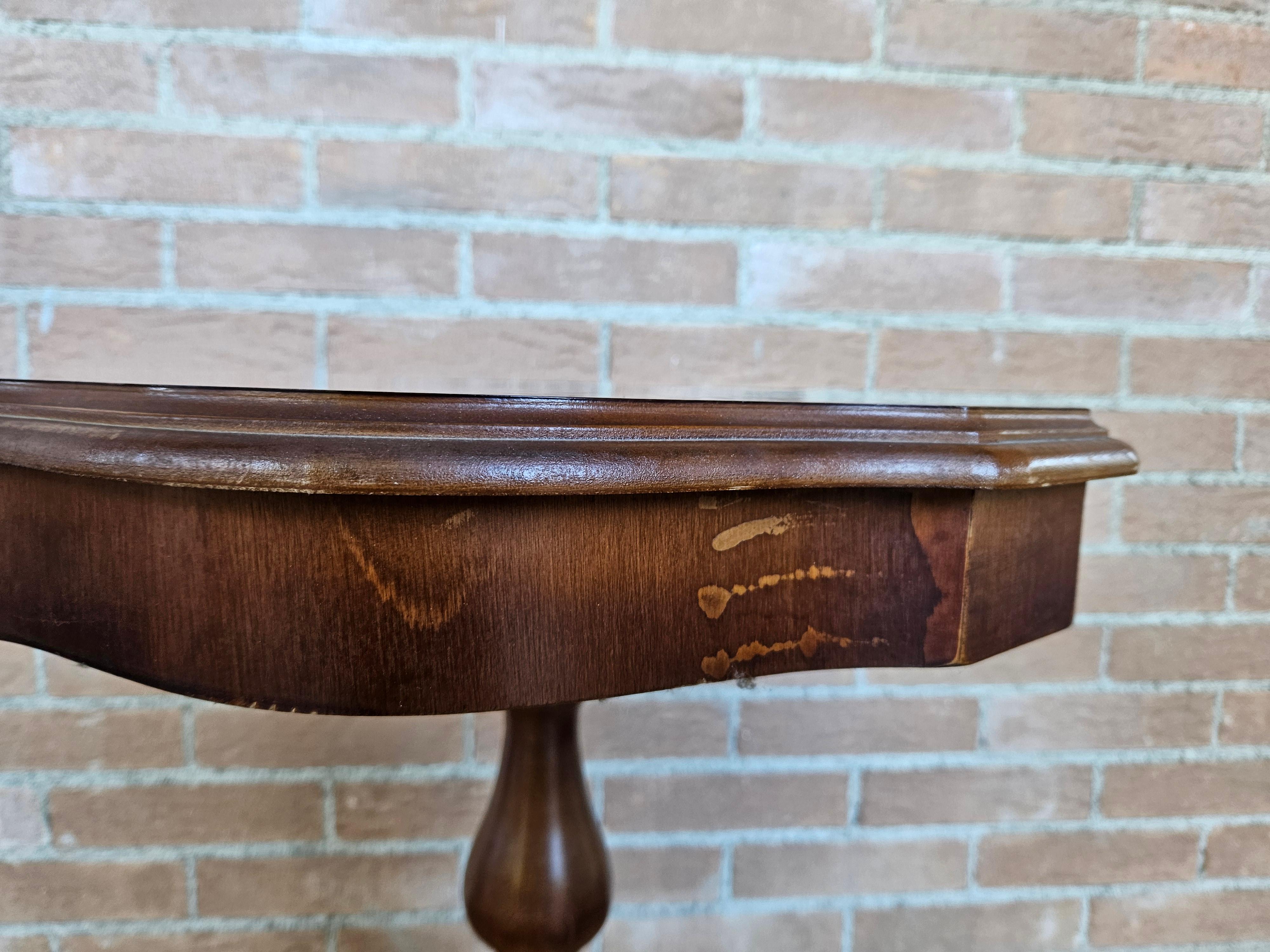 Mahogany and walnut center table with maple inlays 1980s For Sale 1