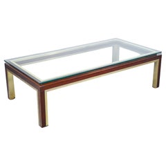 Tavolino da fumo di design italiano in legno, ottone e vetro. Italia, Anni 50