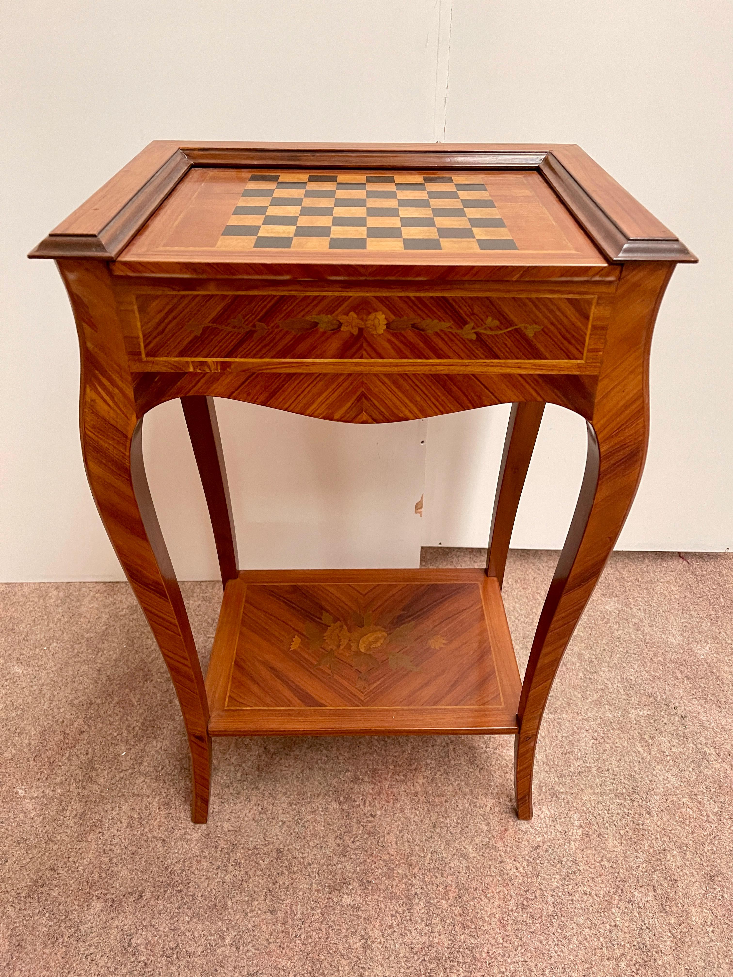 Tavolino da gioco per scacchi in legno Gueridon stile napoleon iii in vendita 7