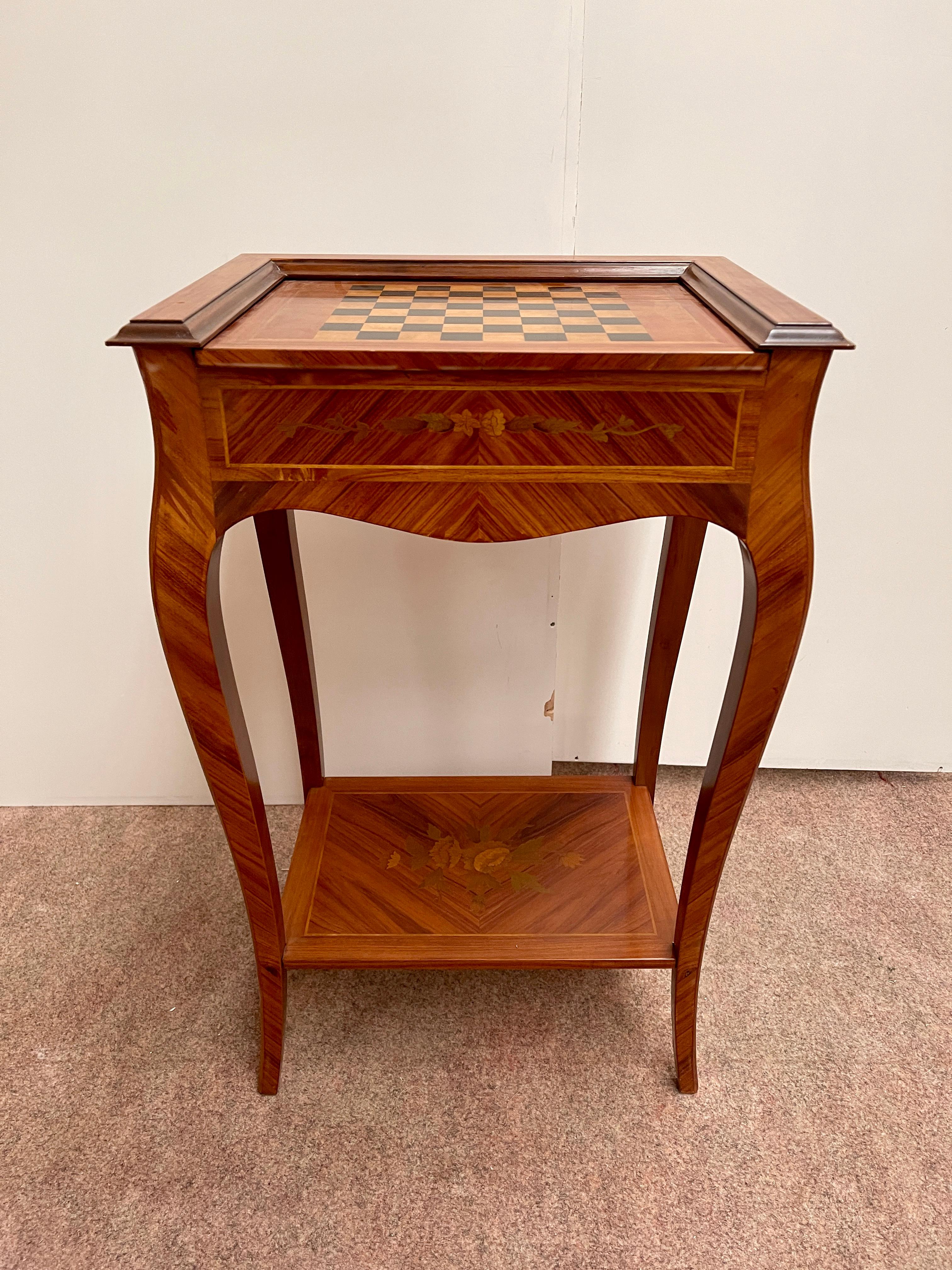 Tavolino da gioco per scacchi in legno Gueridon stile napoleon iii in vendita 8