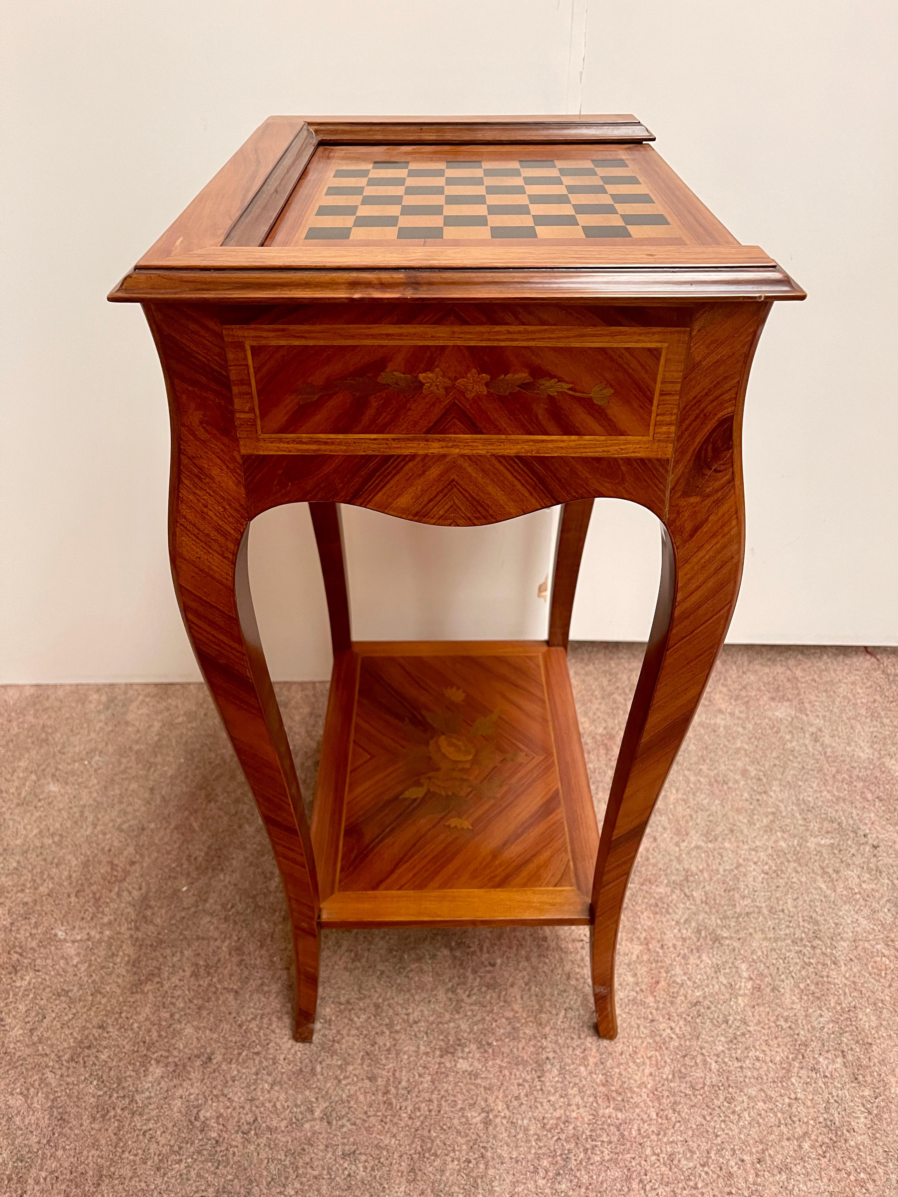 Tavolino da gioco per scacchi in legno Gueridon stile napoleon iii in vendita 9