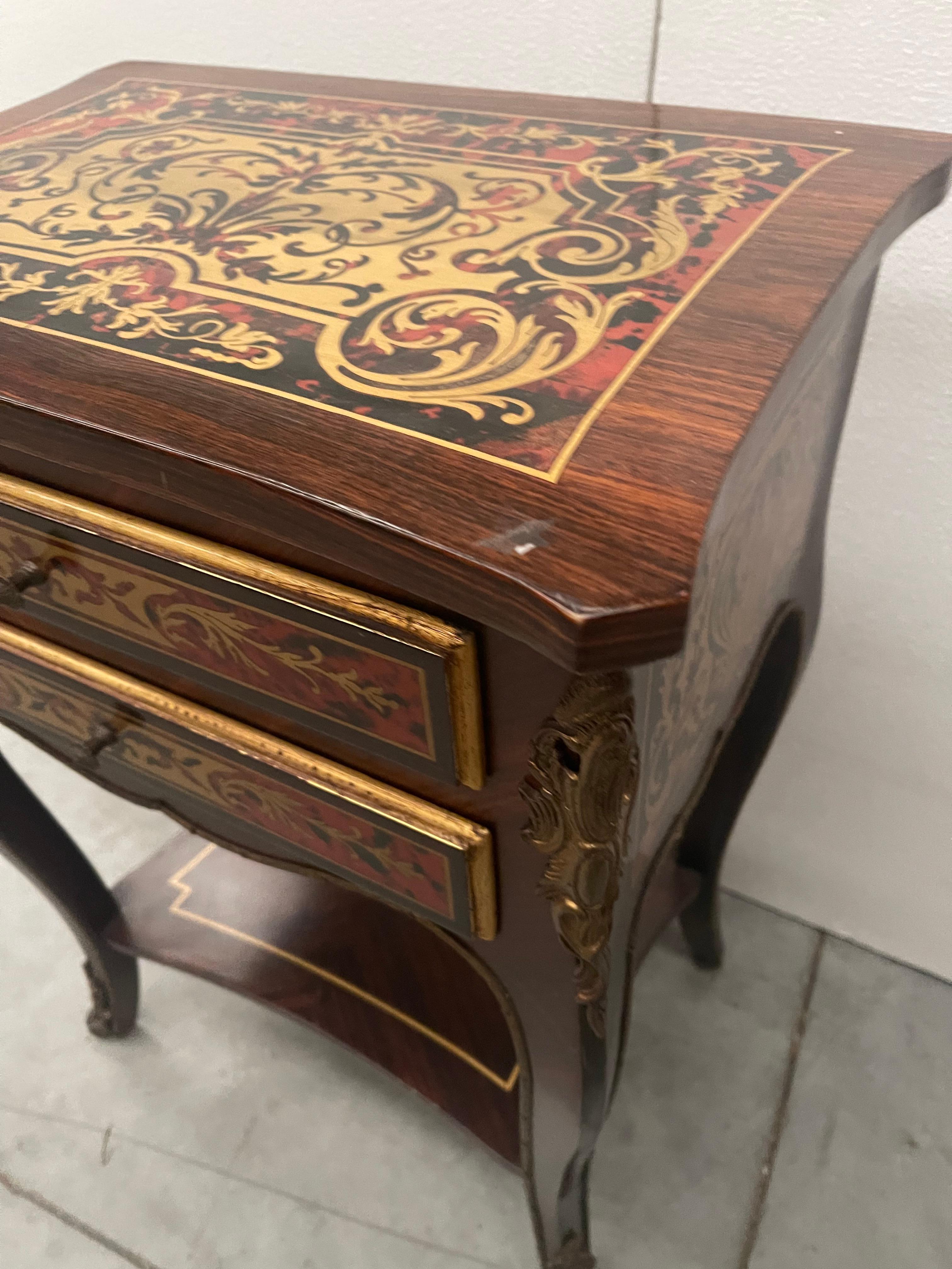 Louis XV work table panelled in rosewood and bois rose For Sale 1