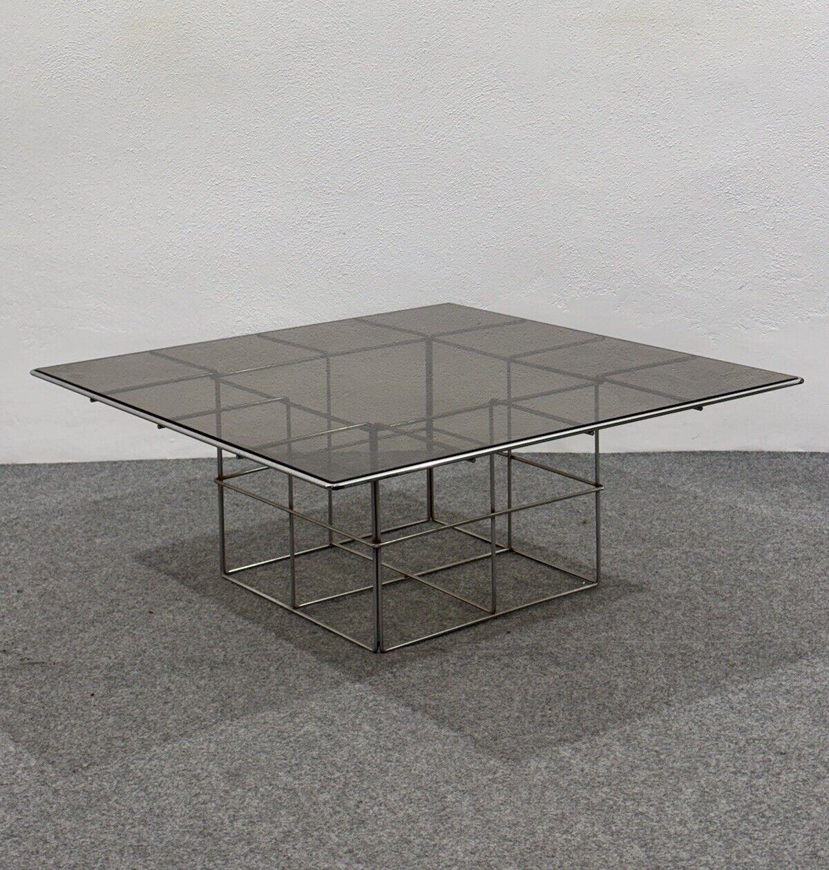 Italian Coffee table Steel Grid design Modernity 1970's For Sale