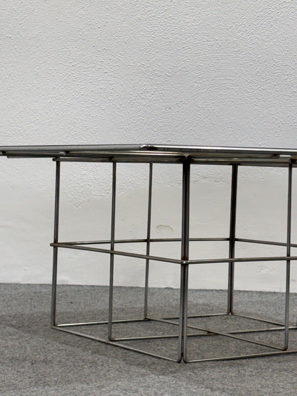 Late 20th Century Coffee table Steel Grid design Modernity 1970's For Sale
