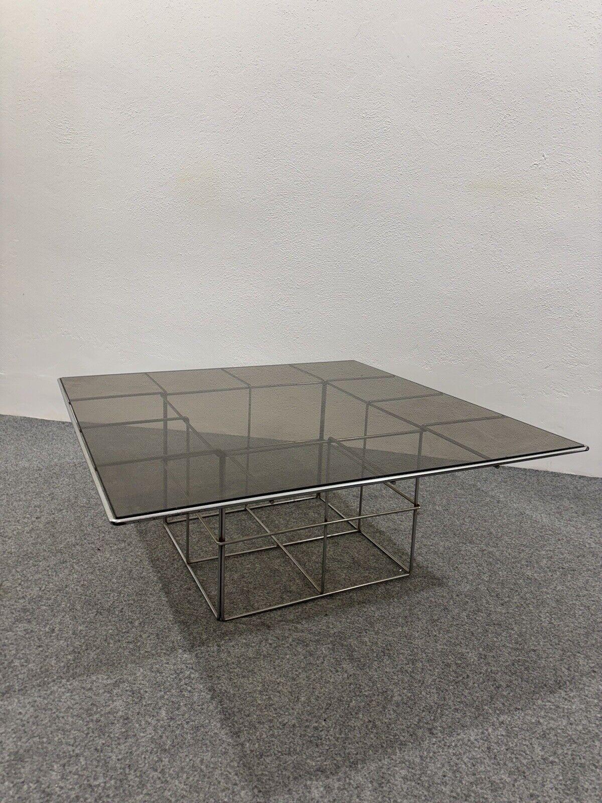 Coffee table Steel Grid design Modernity 1970's For Sale 2
