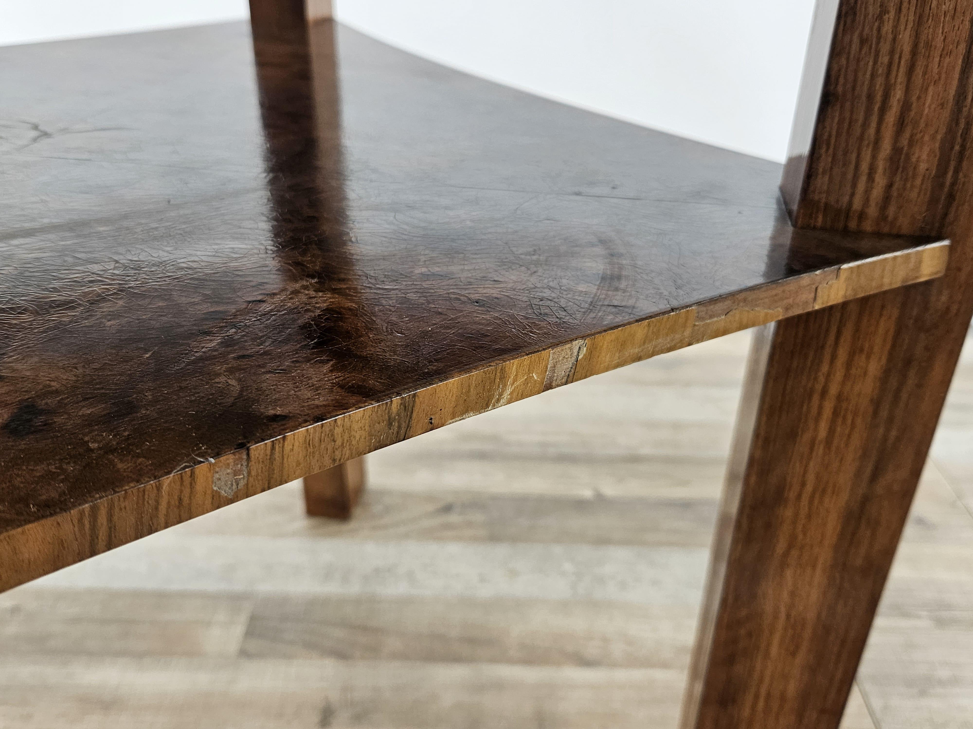 Table basse Art Déco des années 1940 en racine de noyer en vente 11
