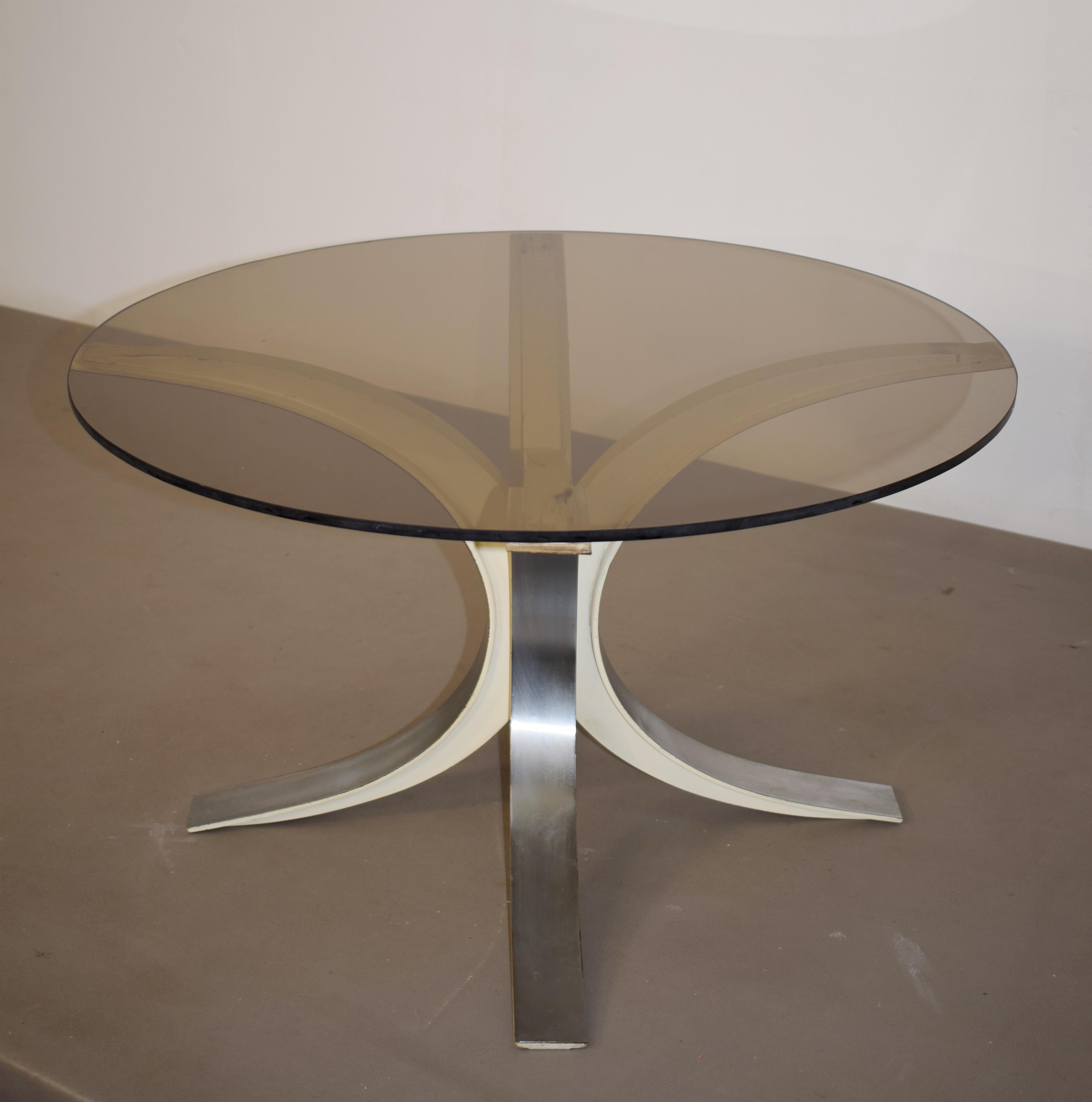 Mid-Century moderno Tavolino da salotto attribuibile a Osvaldo Borsani, Italia, anni '60. in vendita