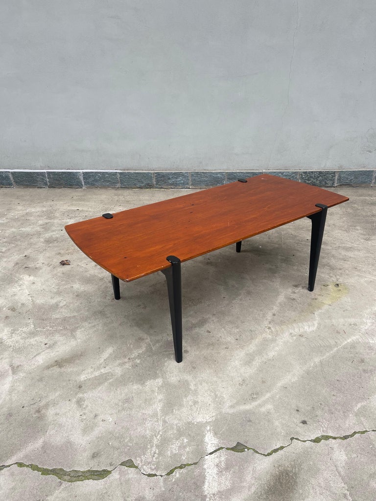 Tavolino da salotto danese in teak, anni ''50 design table mid century im Angebot bei 1stDibs