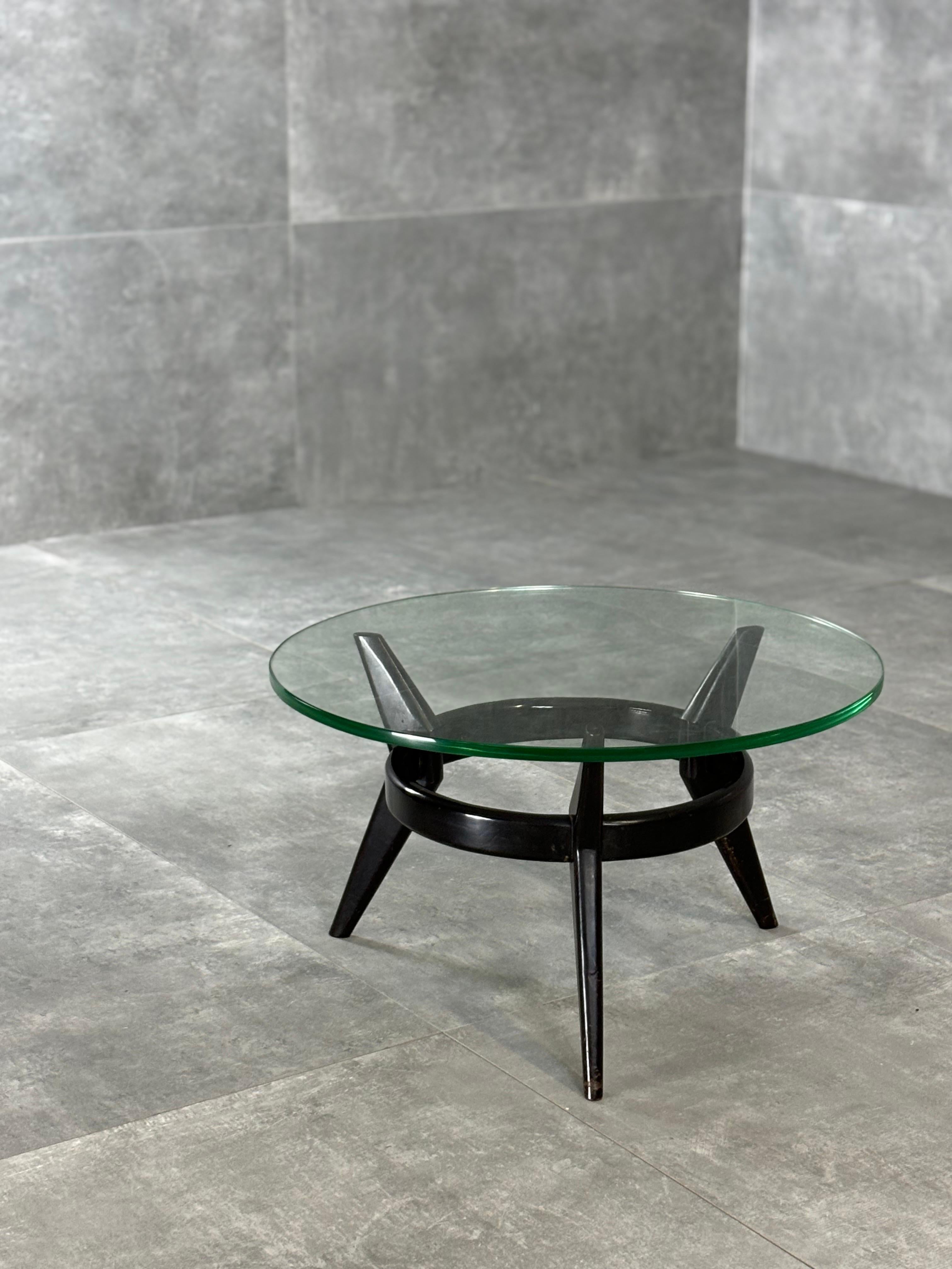 Coffee table for living room by Ico Parisi for Brugnoli Mobili Cantù, 1952 For Sale 1