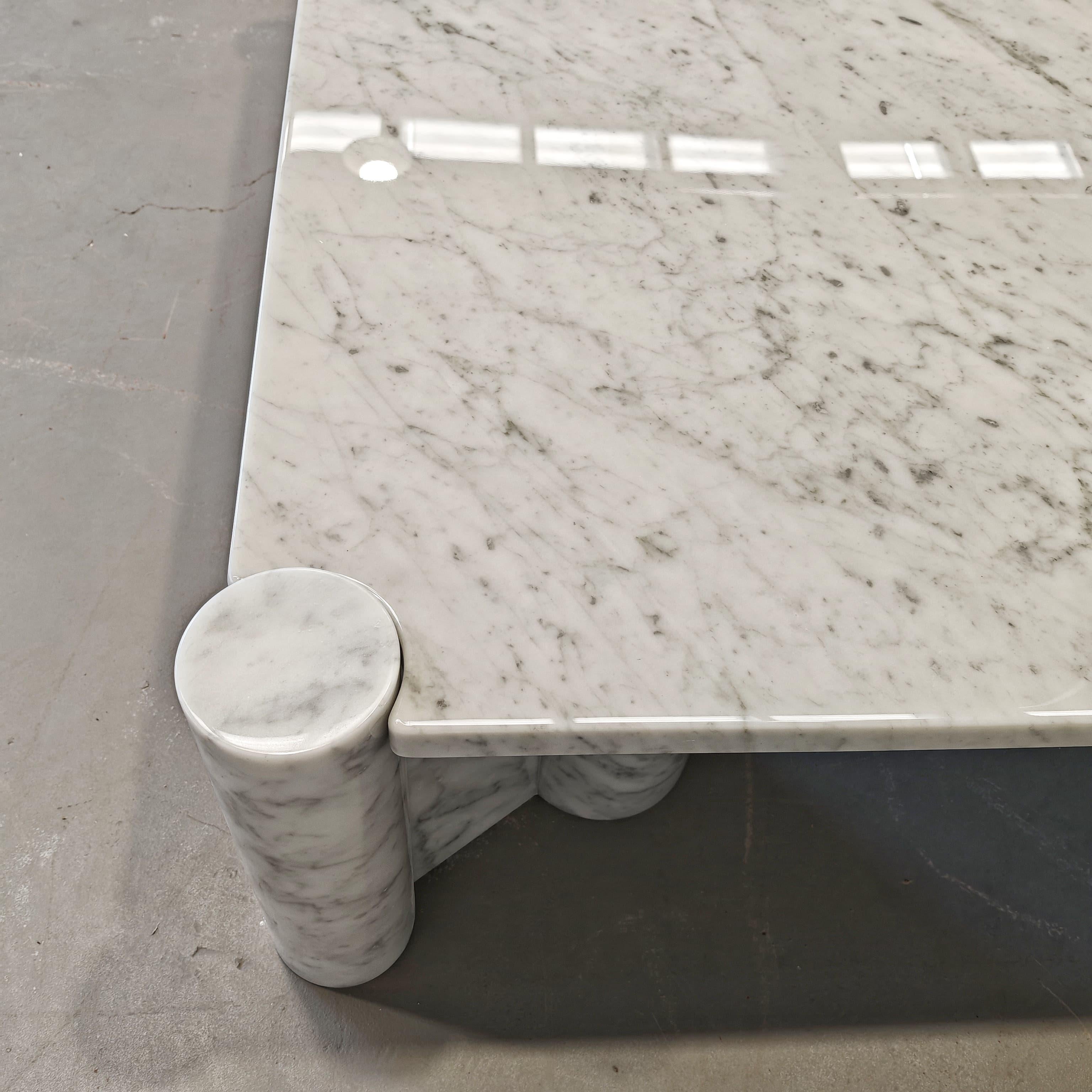 Tavolino da salotto in marmo  di Carrara Jumbo Knoll disegnato da Gae Aulenti in vendita 3