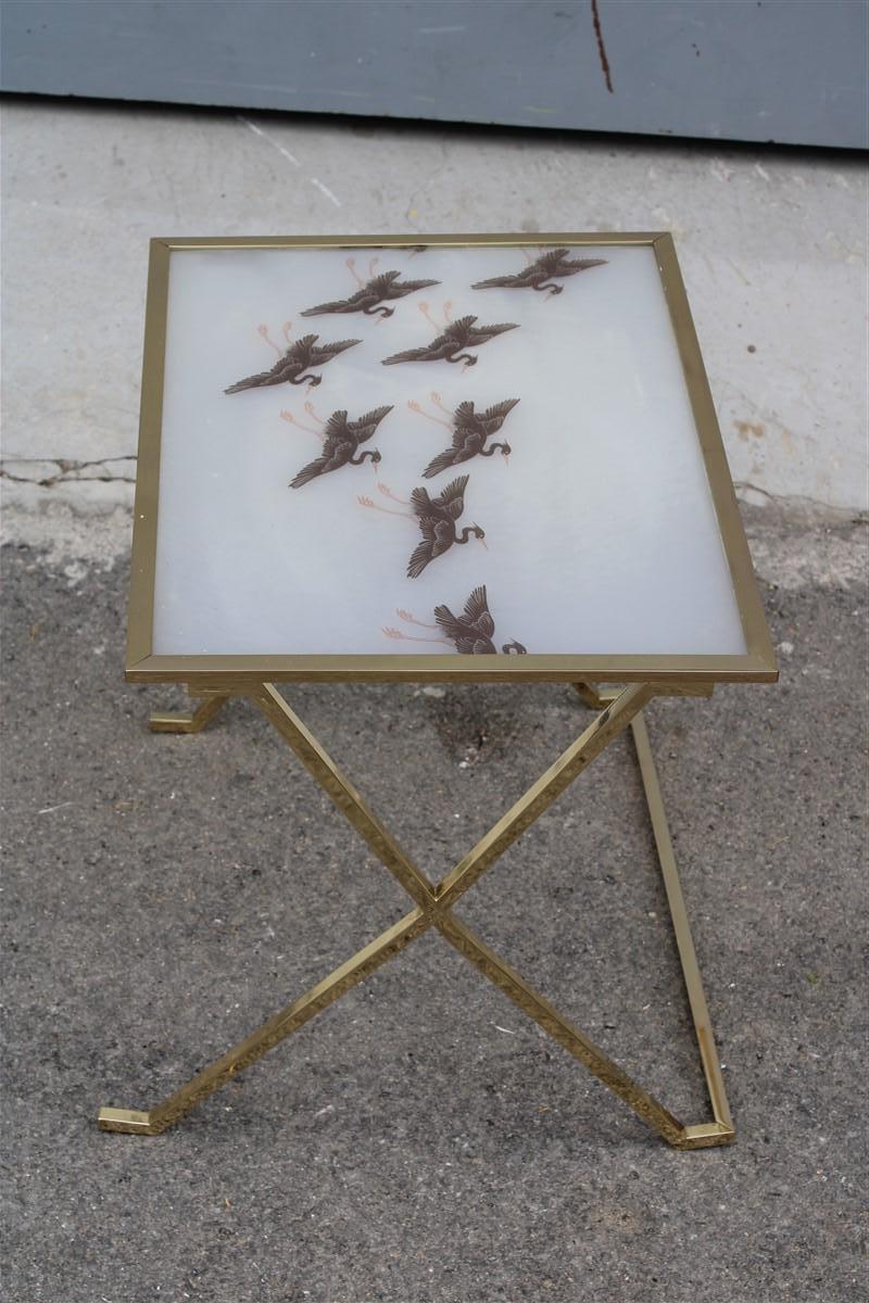 Late 20th Century Tavolino da salotto en ottomane massif et Lucite avec Fenicotteri Francia 1970 en vente