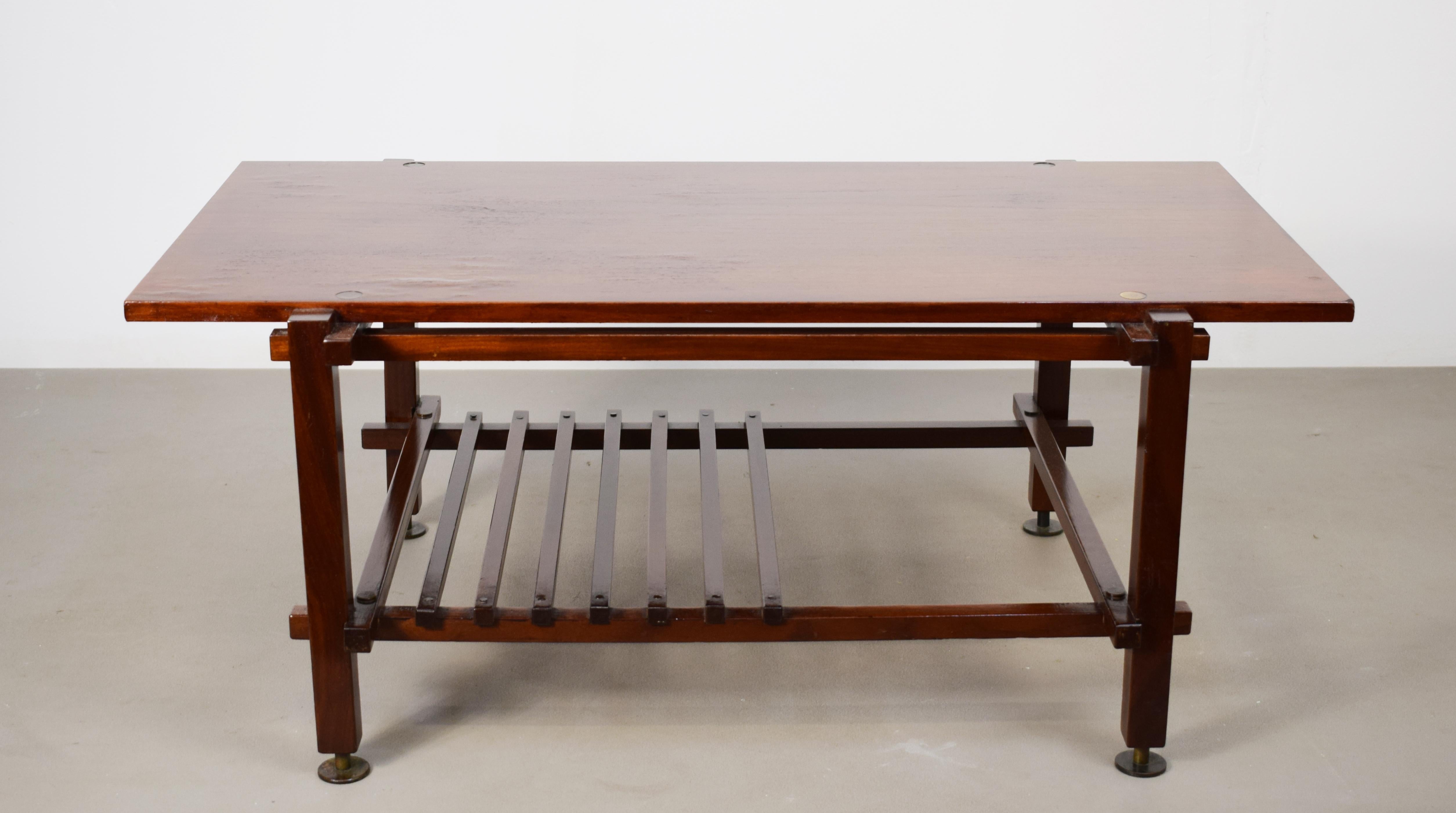 Tavolino da salotto, Italia, anni '60. Moderno de mediados de siglo en venta