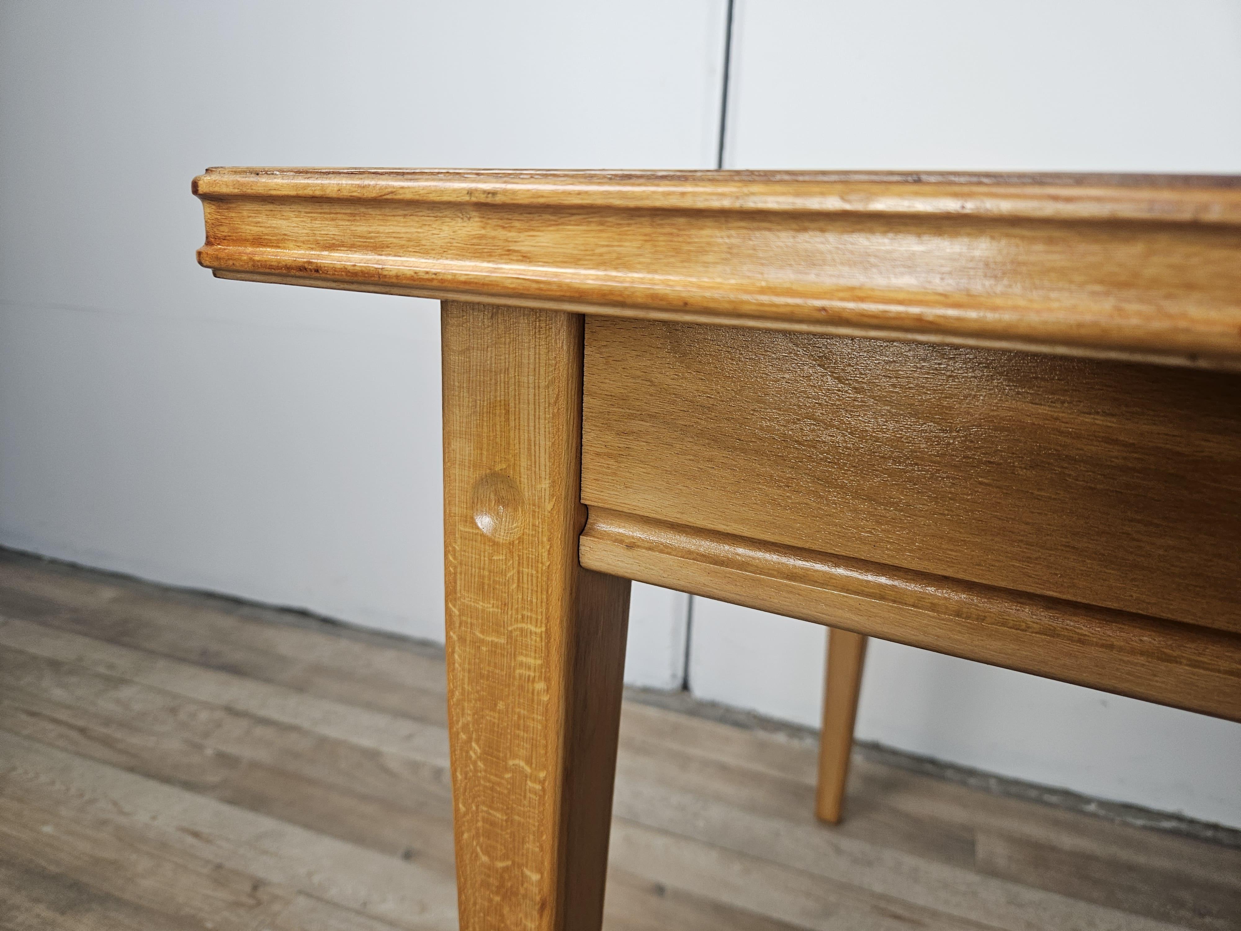 Mesa de centro rectangular de haya y roble de los años 70 en venta 4