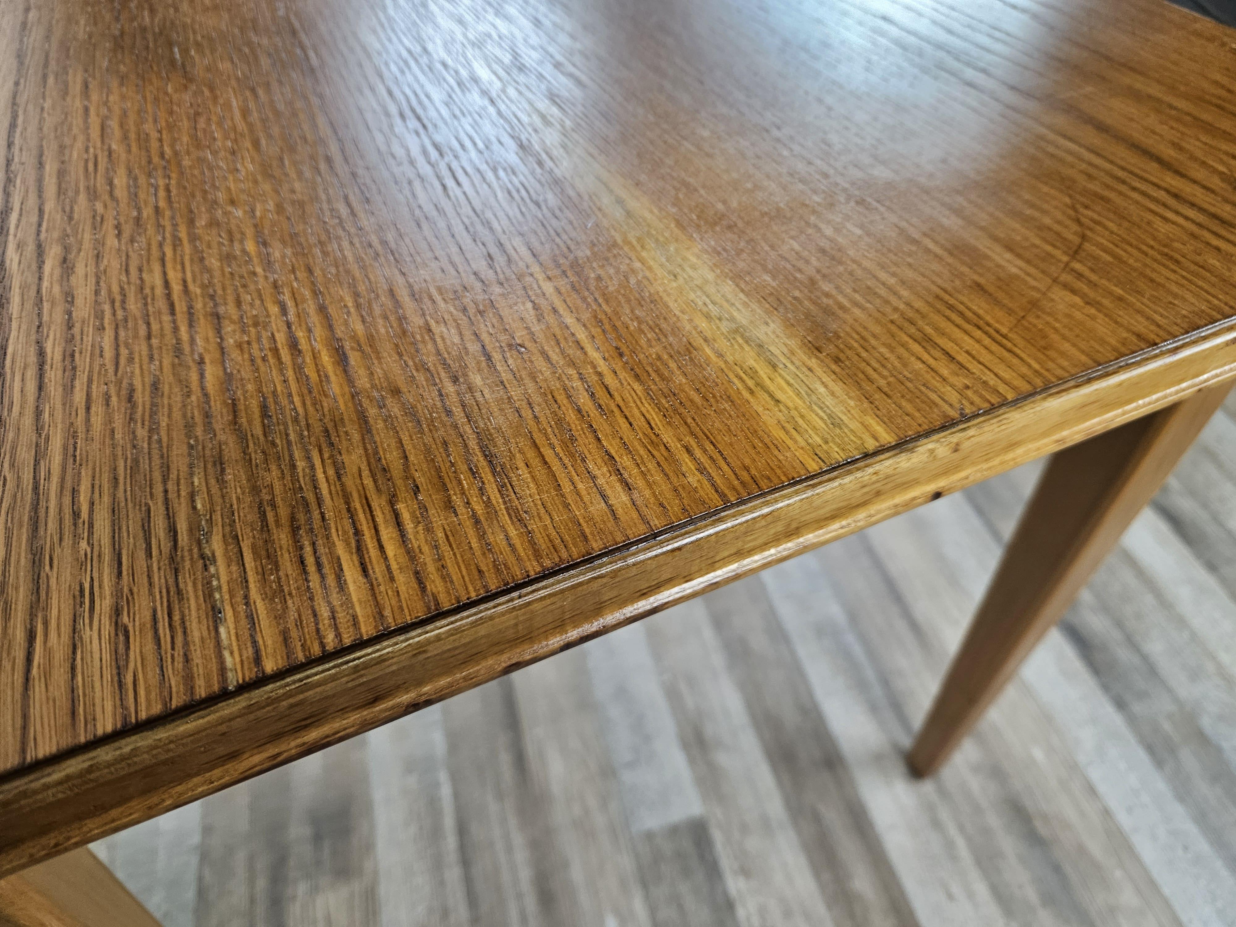 Mesa de centro rectangular de haya y roble de los años 70 en venta 6