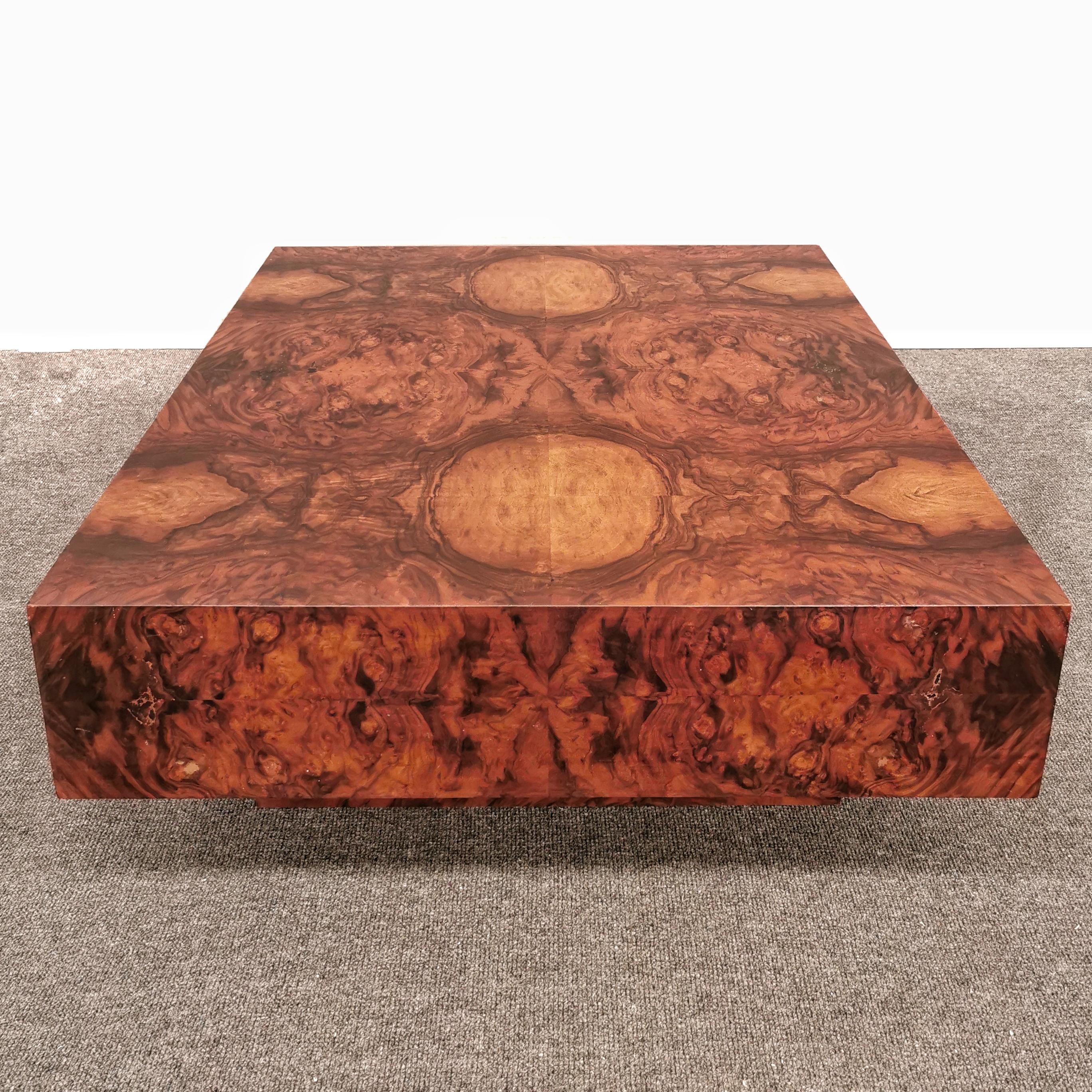 20th Century Rectangular living room coffee table covered in vintage 1960s briarwood For Sale