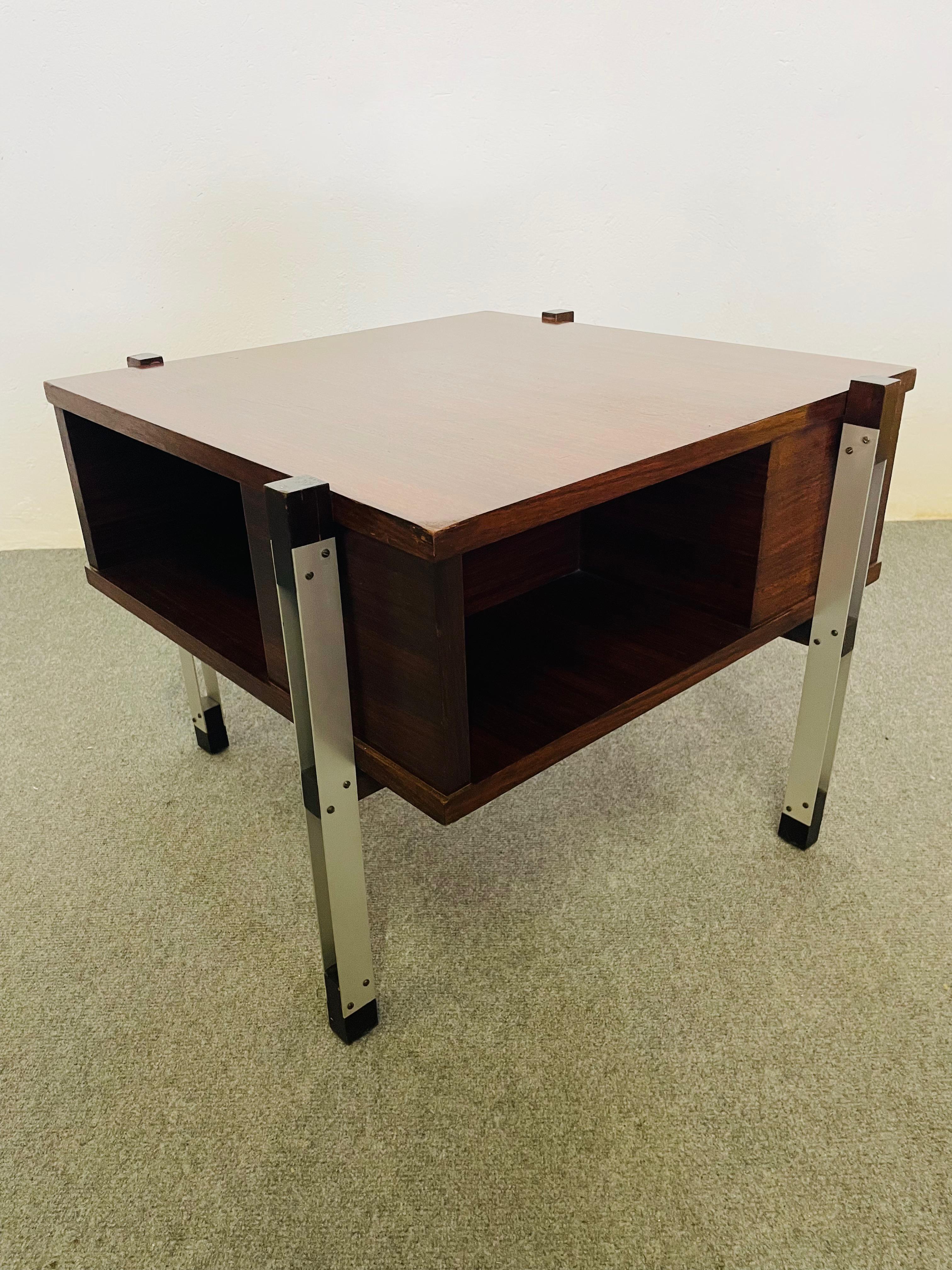 Mid-Century Modern Tavolino da soggiorno, Designer Ico Parisi For Sale