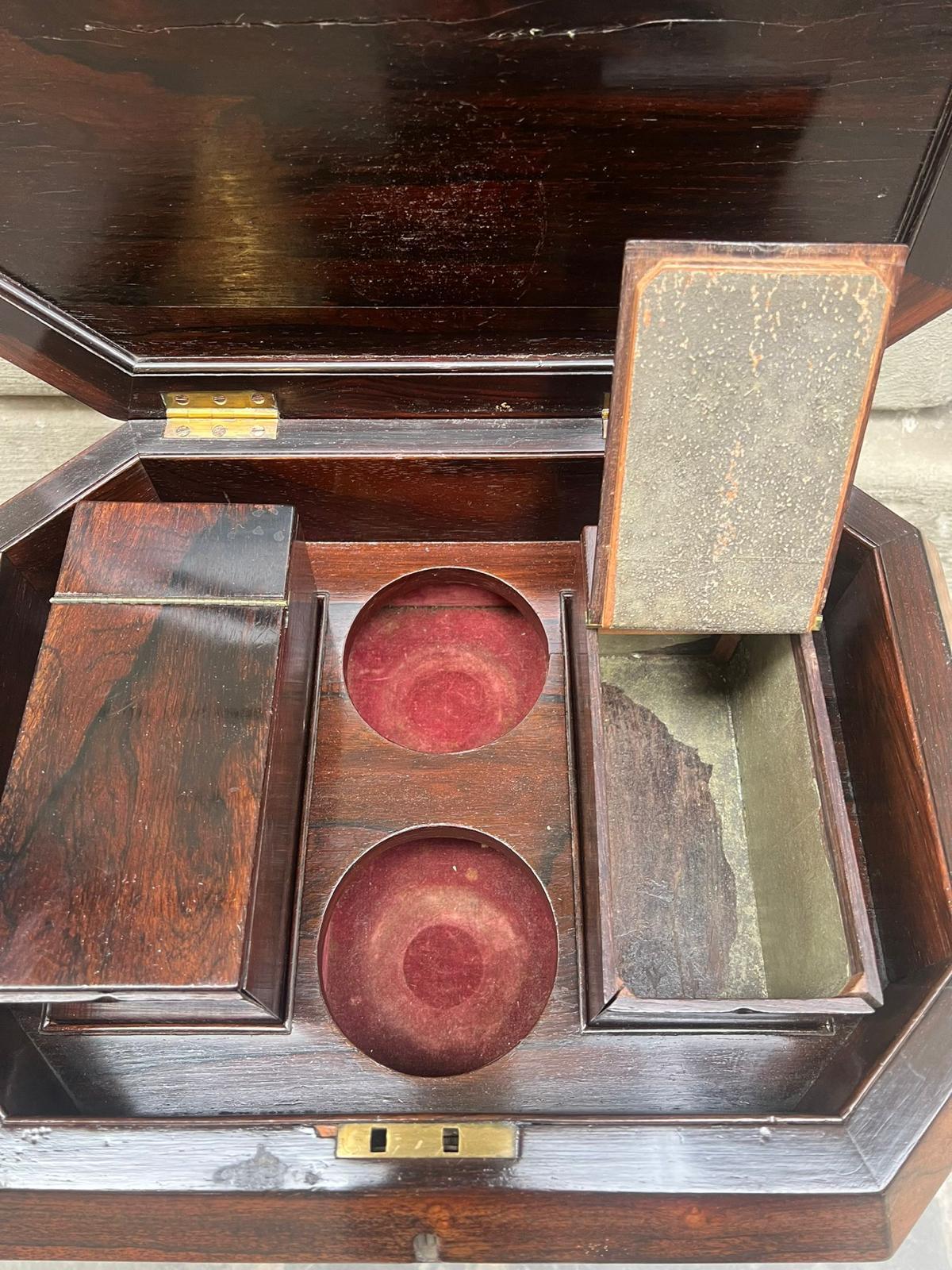 19th century tea table For Sale 3