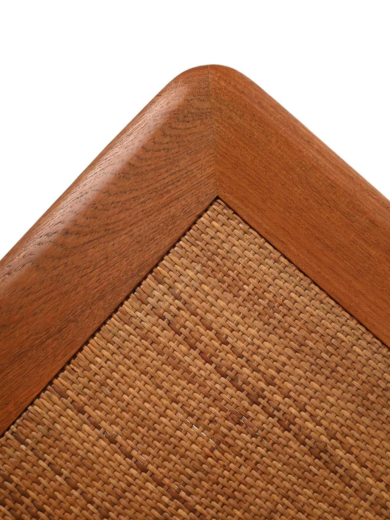 Tavolino danese “Minerva” di Peter Hvidt For Sale 1