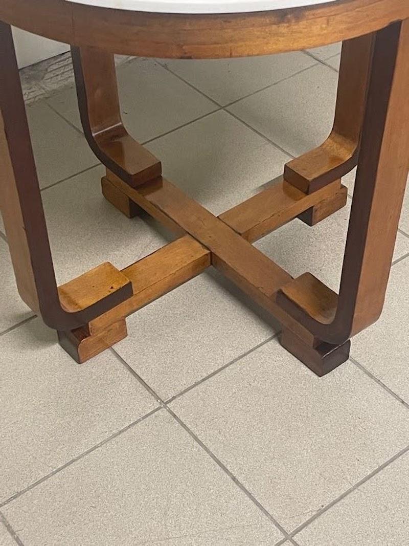Tavolino di servizio Art Decò in legno di noce e top in marmo in vendita 5