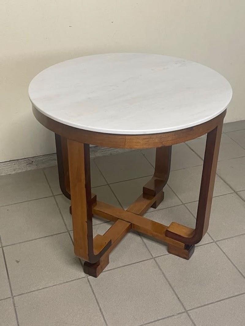 Tavolino di servizio Art Decò in legno di noce e top in marmo in vendita 6
